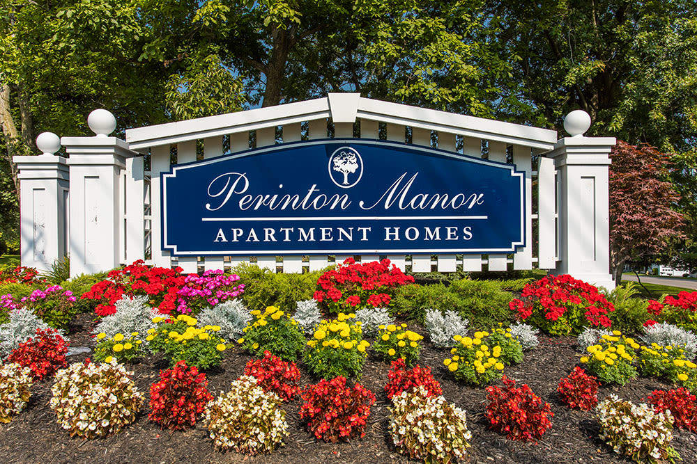 Photos Perinton Manor Apartments in Fairport, NY