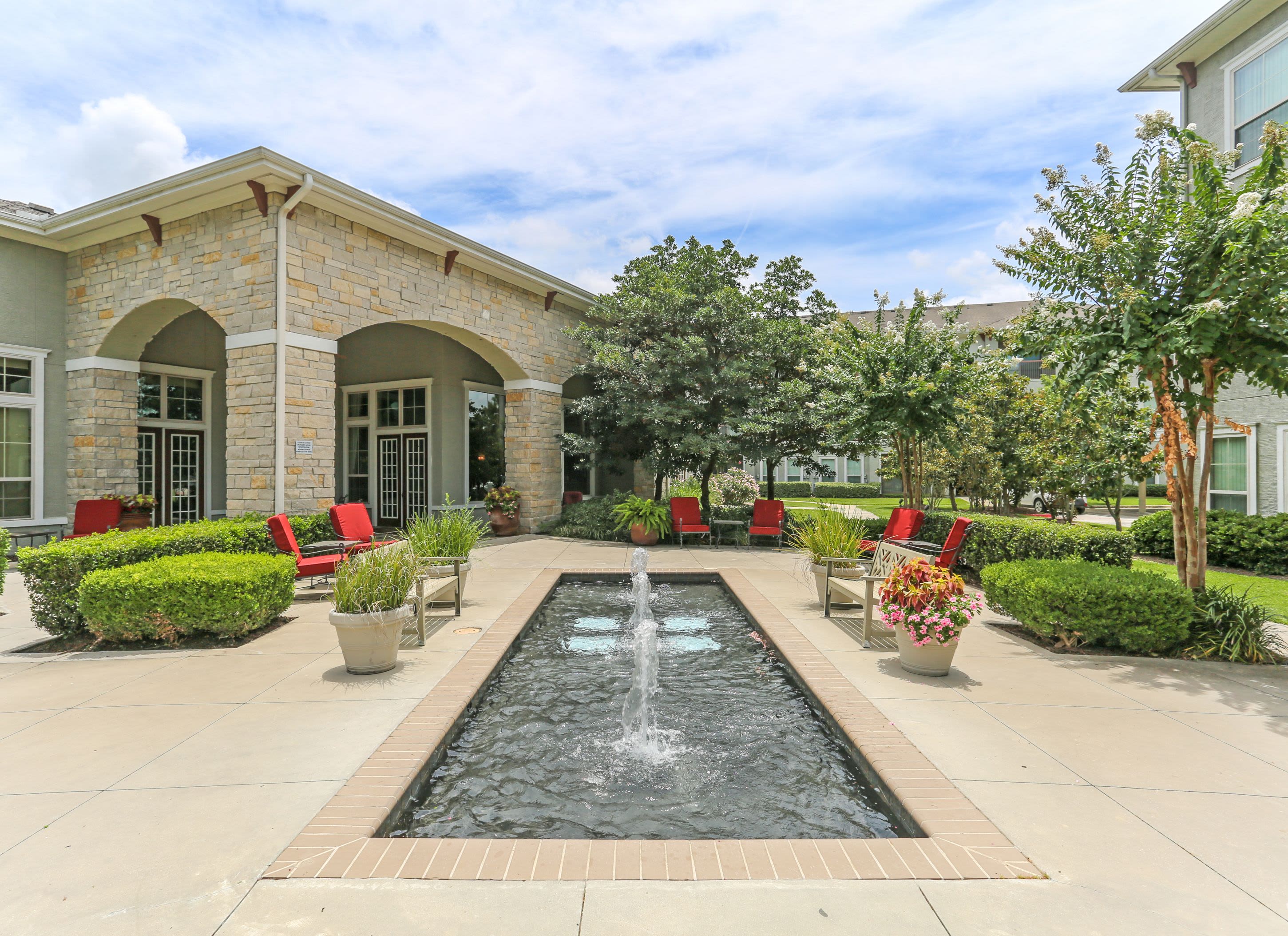 League City, TX Apartments for Rent Sorrento at Tuscan Lakes