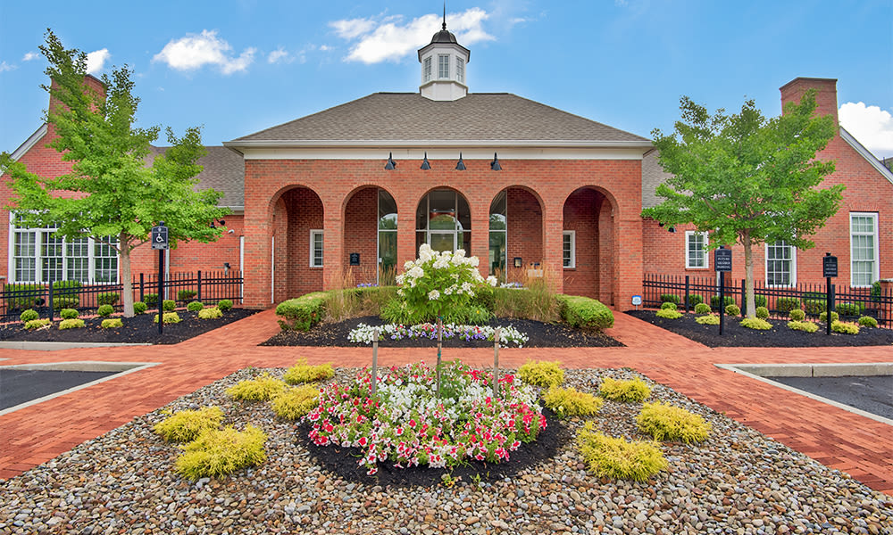 Photos of Chelsea Place Apartments & Townhomes in Toledo, OH