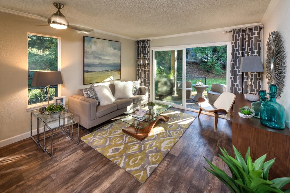 Open floor plans for rent at Vue Kirkland Apartments in Kirkland, Washington