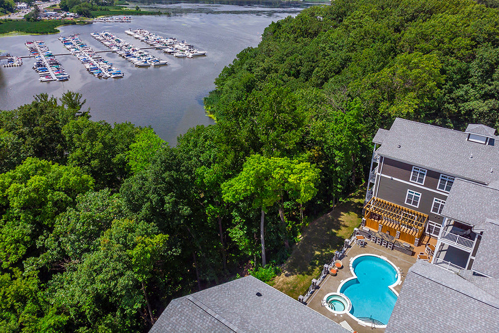 The Club at Waters Edge Apartments in Irondequoit Bay, New York