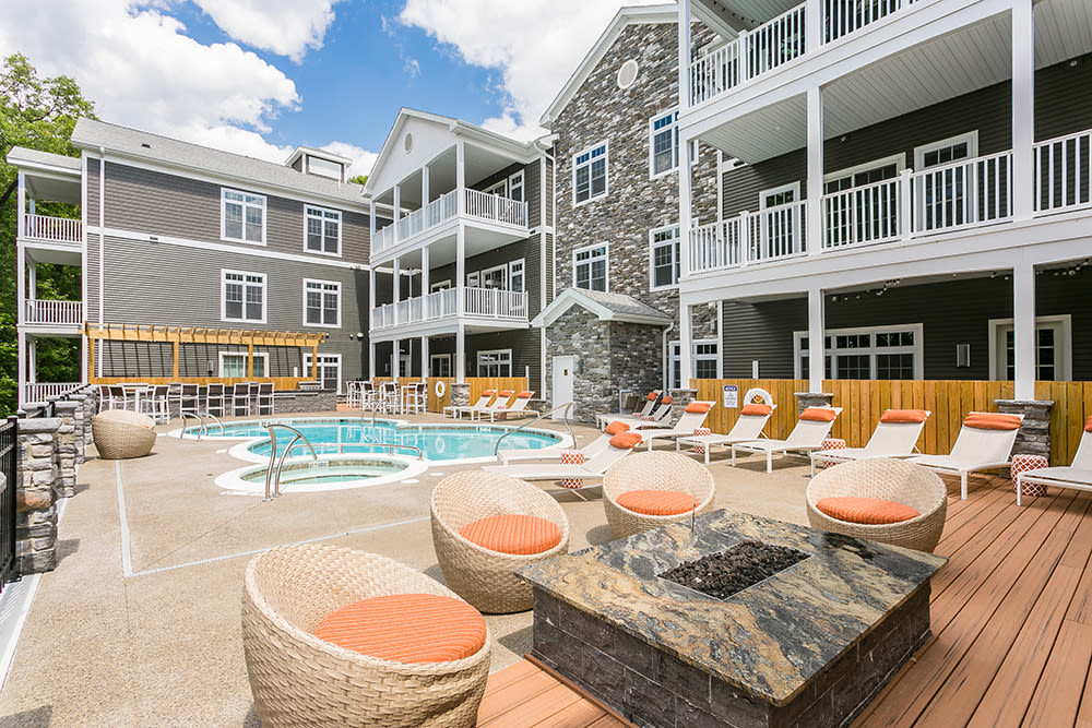 The Club at Waters Edge Apartments in Irondequoit Bay, New York