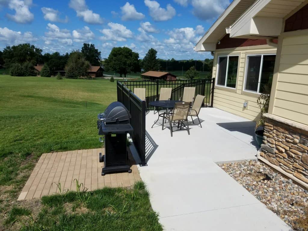 Patio seating and grilling area at Manning Senior Living in Manning, Iowa