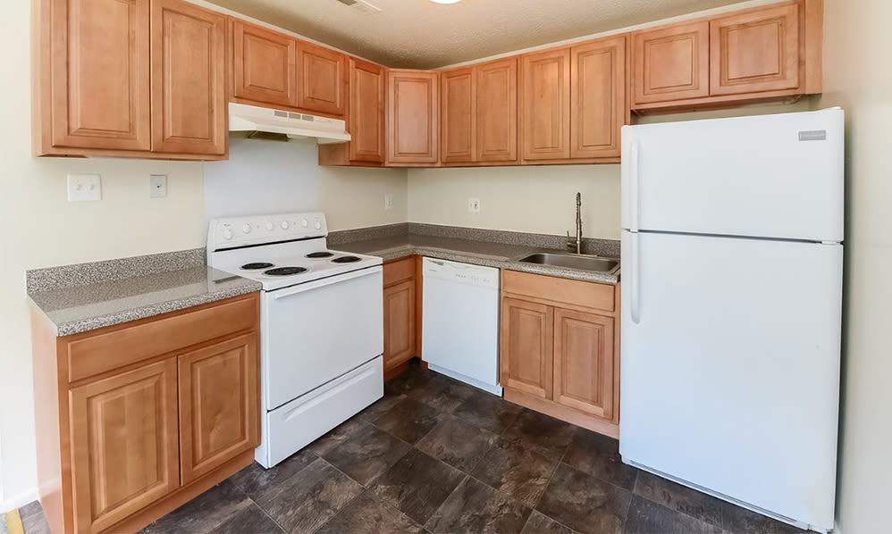 Photos of Westwood Gardens Apartment Homes in West Deptford, NJ