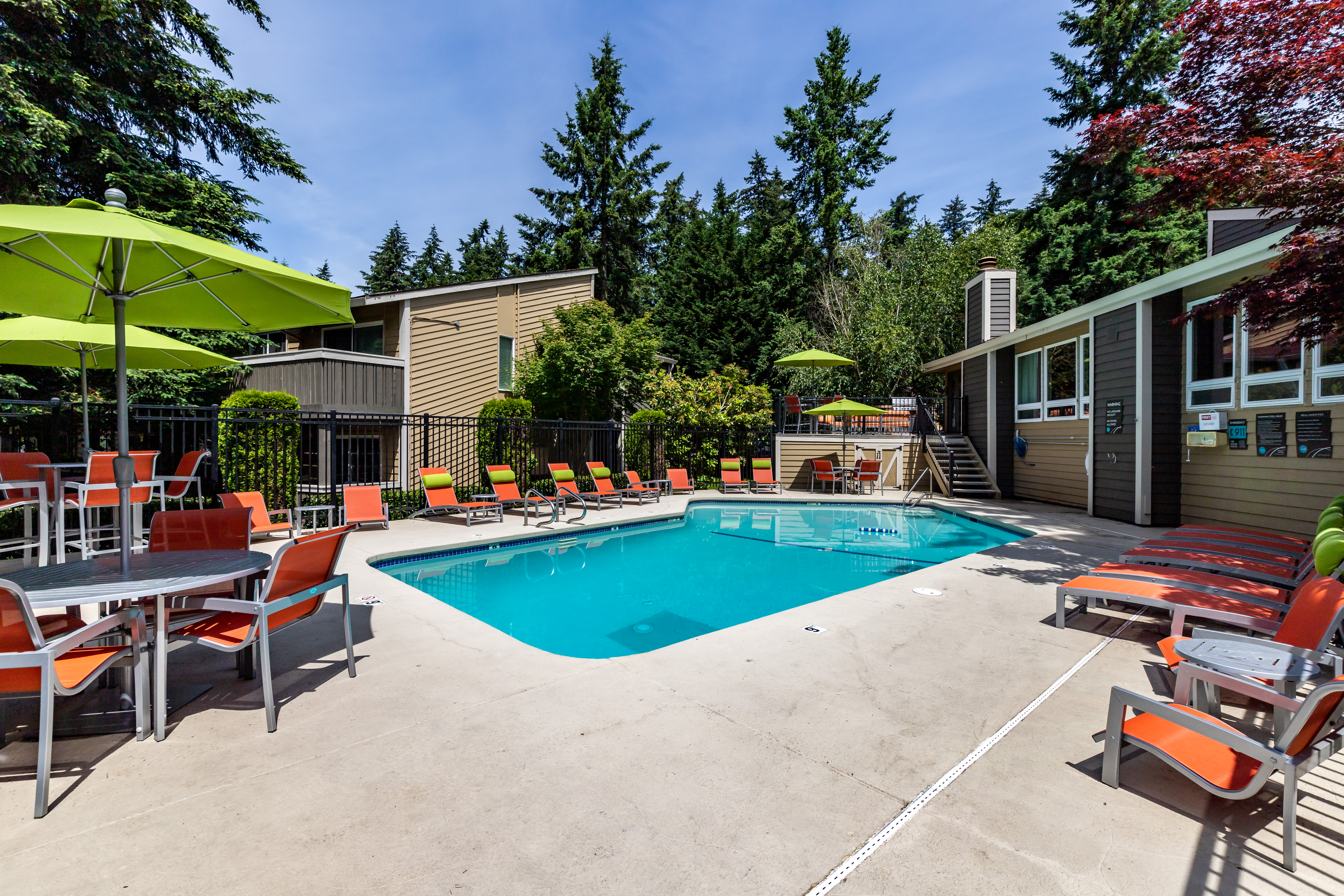 Pool at Vue Kirkland Apartments in Kirkland, Washington
