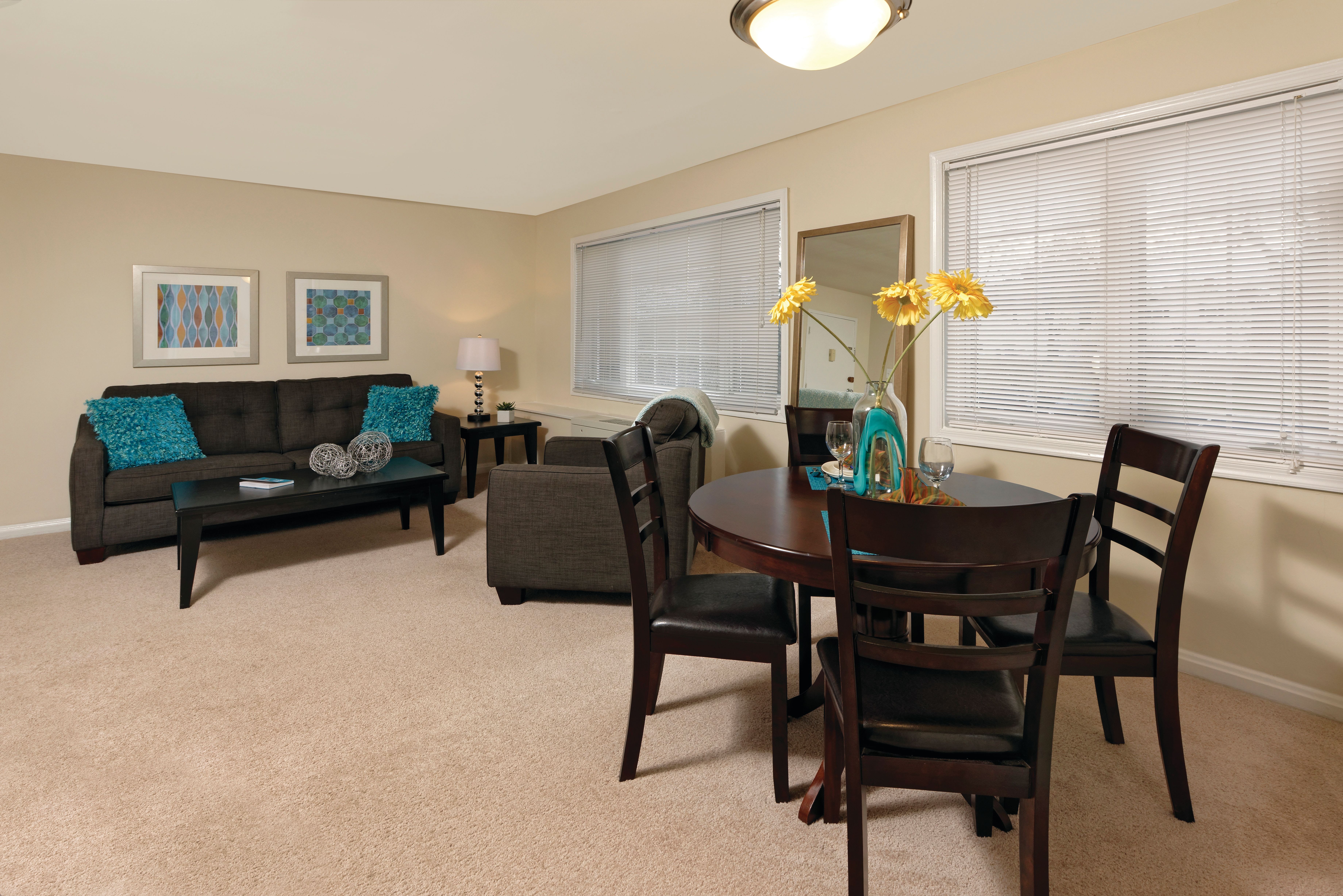 Photos of Braddock Lee Apartments Apartments in Alexandria, VA