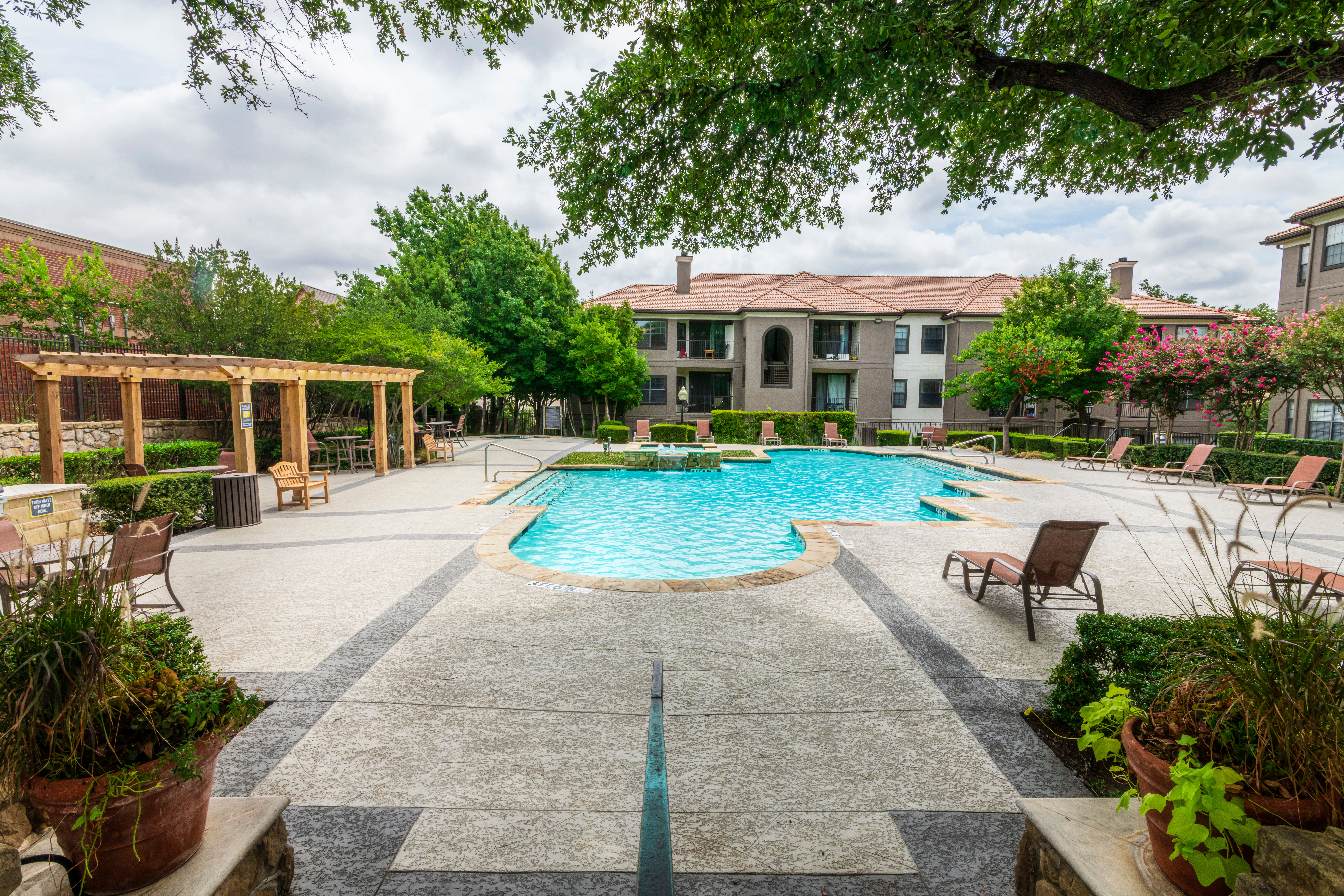 Pool at Irving, Texas near The Lyndon