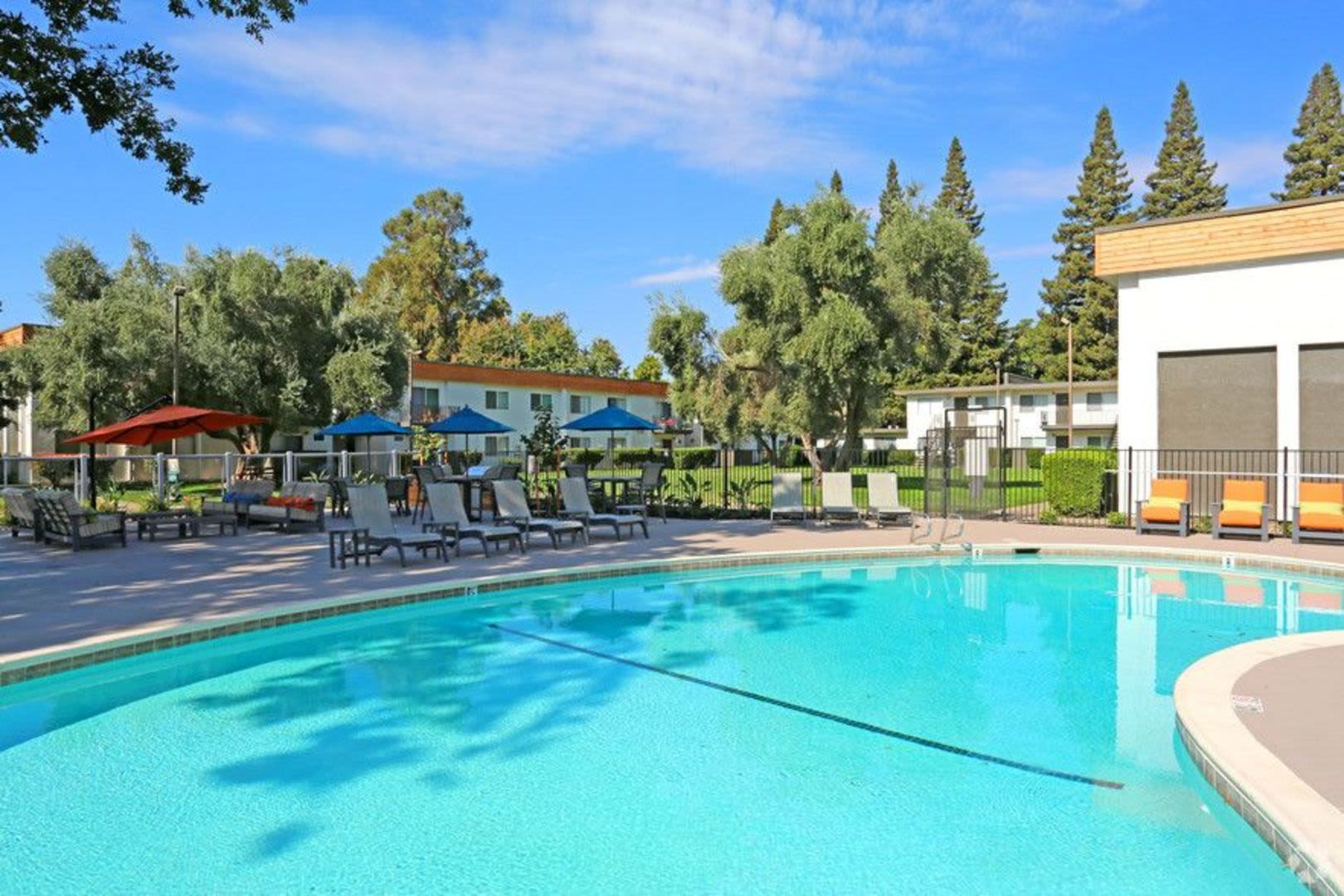 Sparkling pool at The Davenport in Sacramento, California