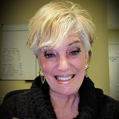 Julie Ruffner, Sr. DCR at Hearth Management