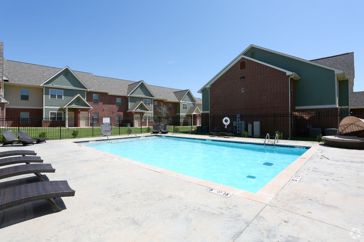 Outdoor saltwater swimming pool at Cross Timber in Oklahoma City, Oklahoma
