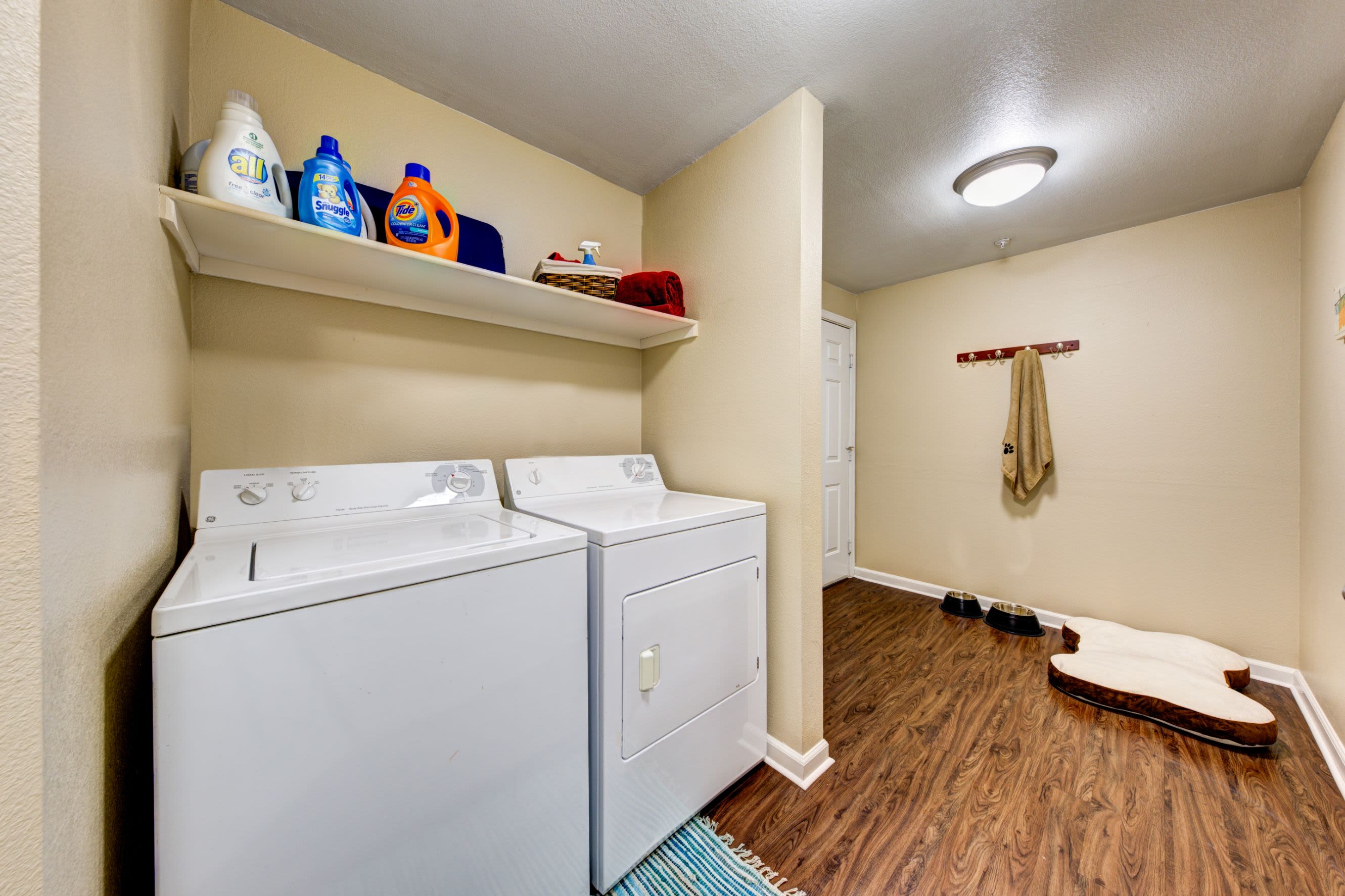 Washer and dryer at Marquis at Town Centre in Broomfield, Colorado