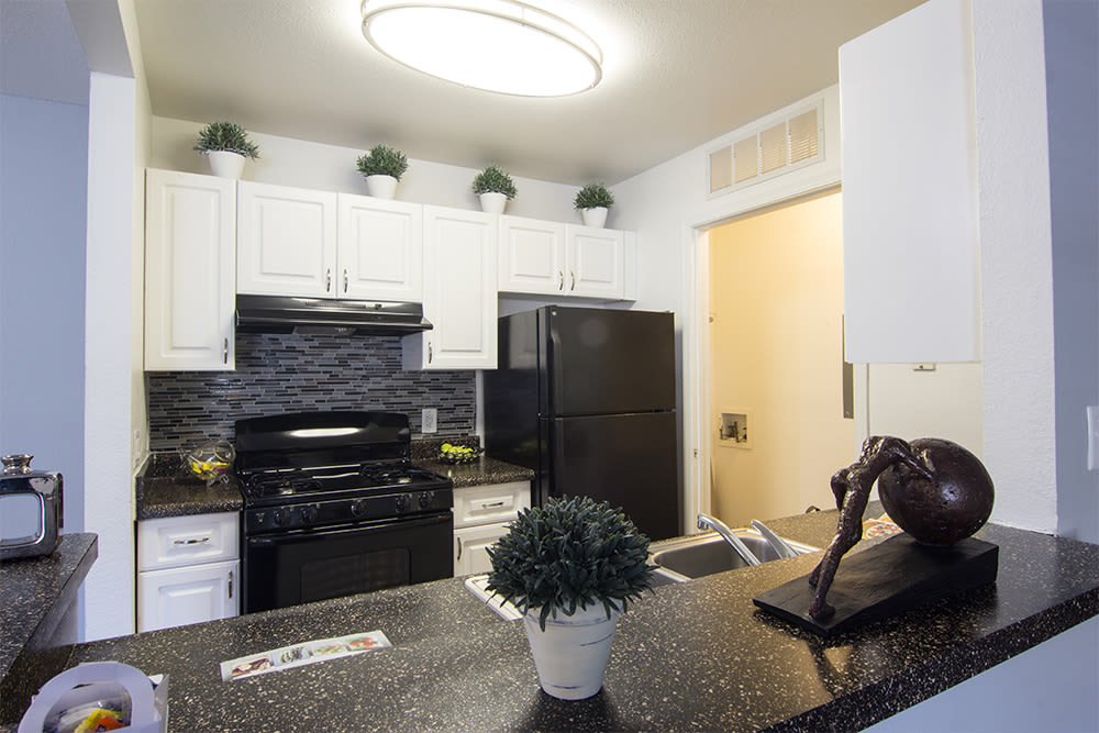 Kitchen at Preserve at Sagebrook Apartment Homes in Miamisburg, Ohio