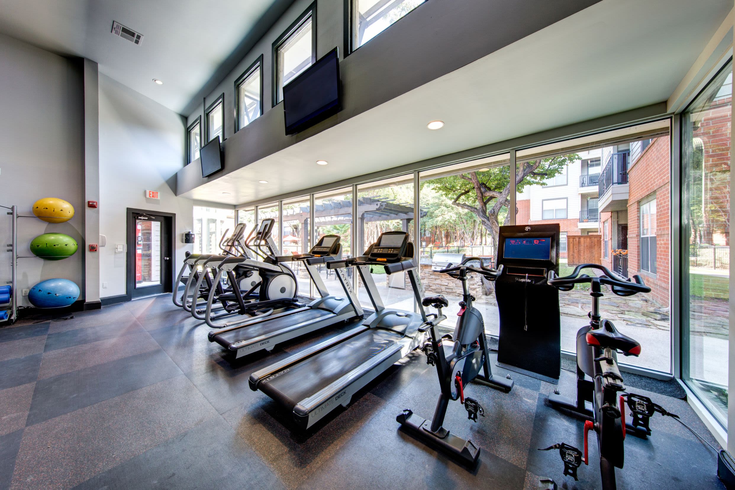 Fitness center at Marquis on Gaston in Dallas, Texas