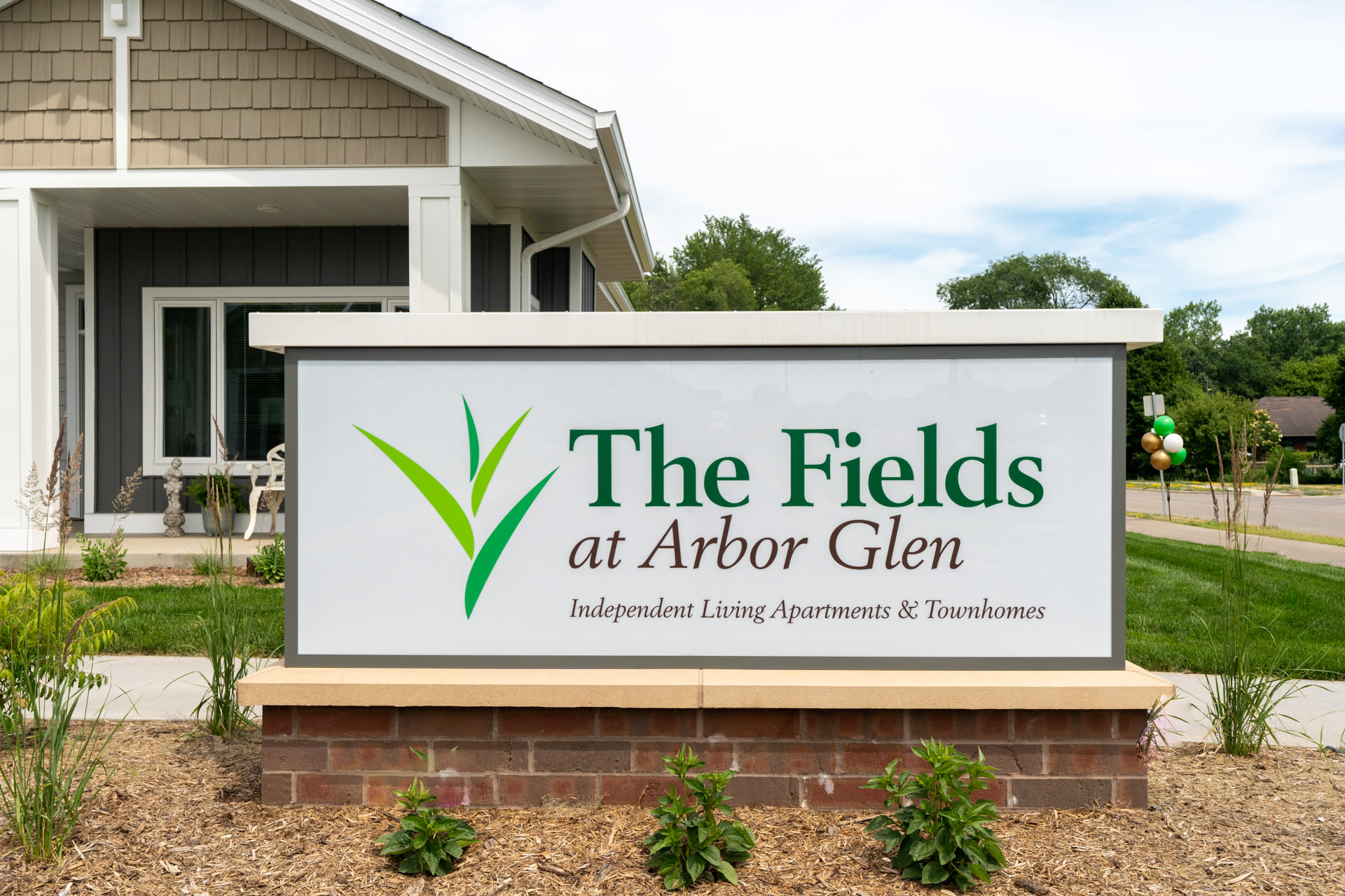 The Fields at Arbor Glen outdoor sign straight on in Lake Elmo, Minnesota