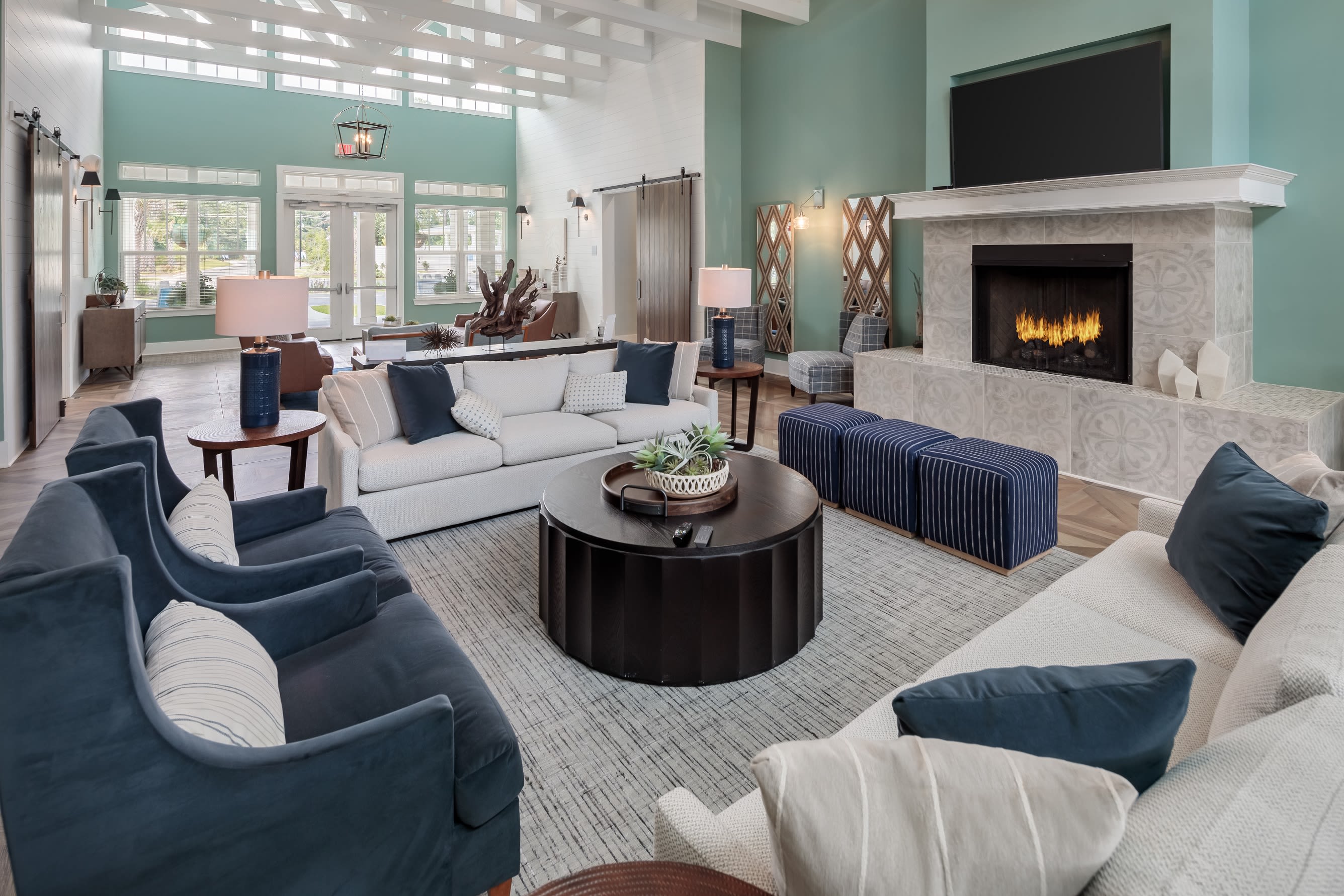 resident lounge area at The Mason in Ladson, South Carolina