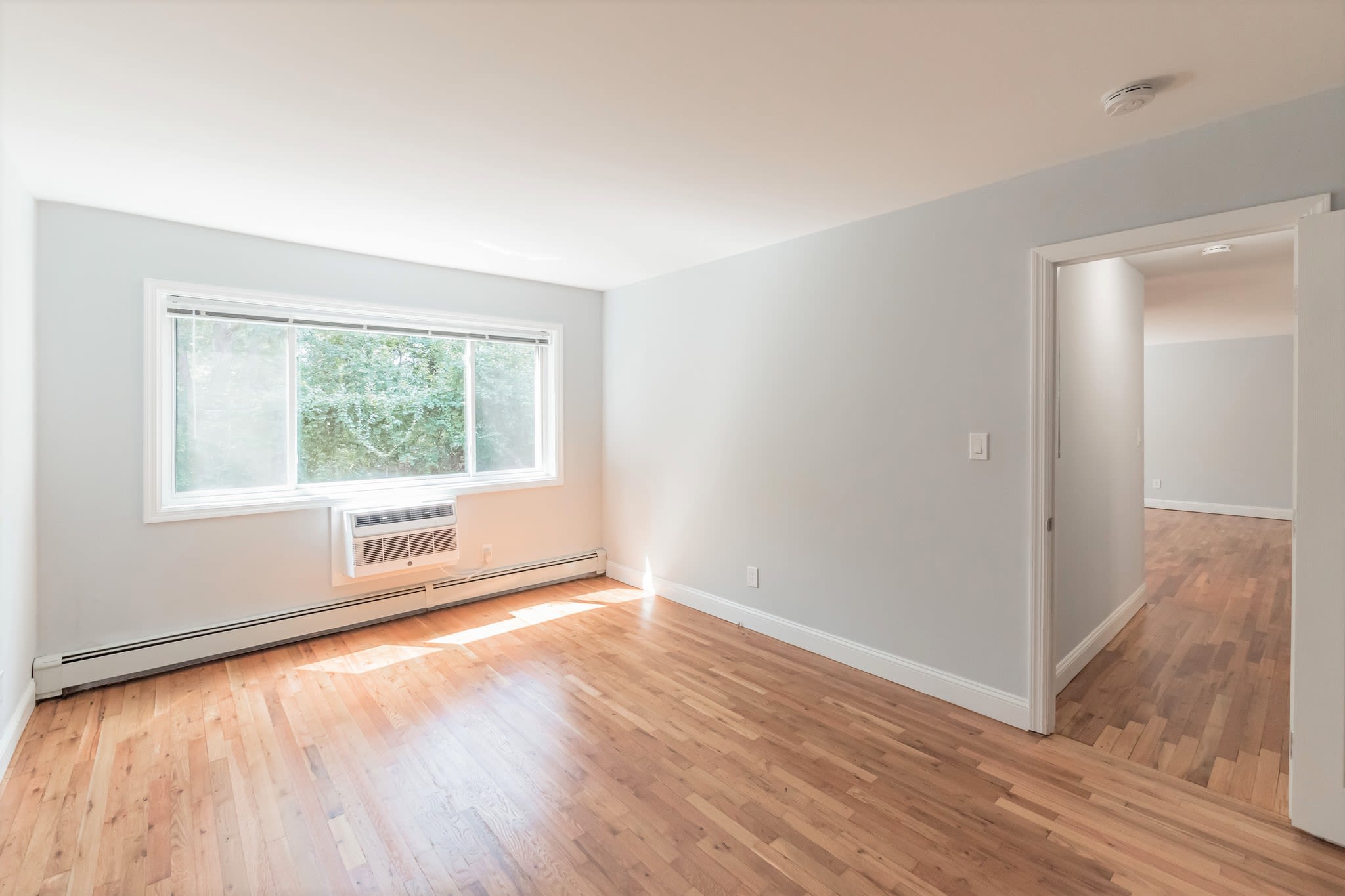 Eagle Rock Apartments at Nesconset for Rent in Smithtown