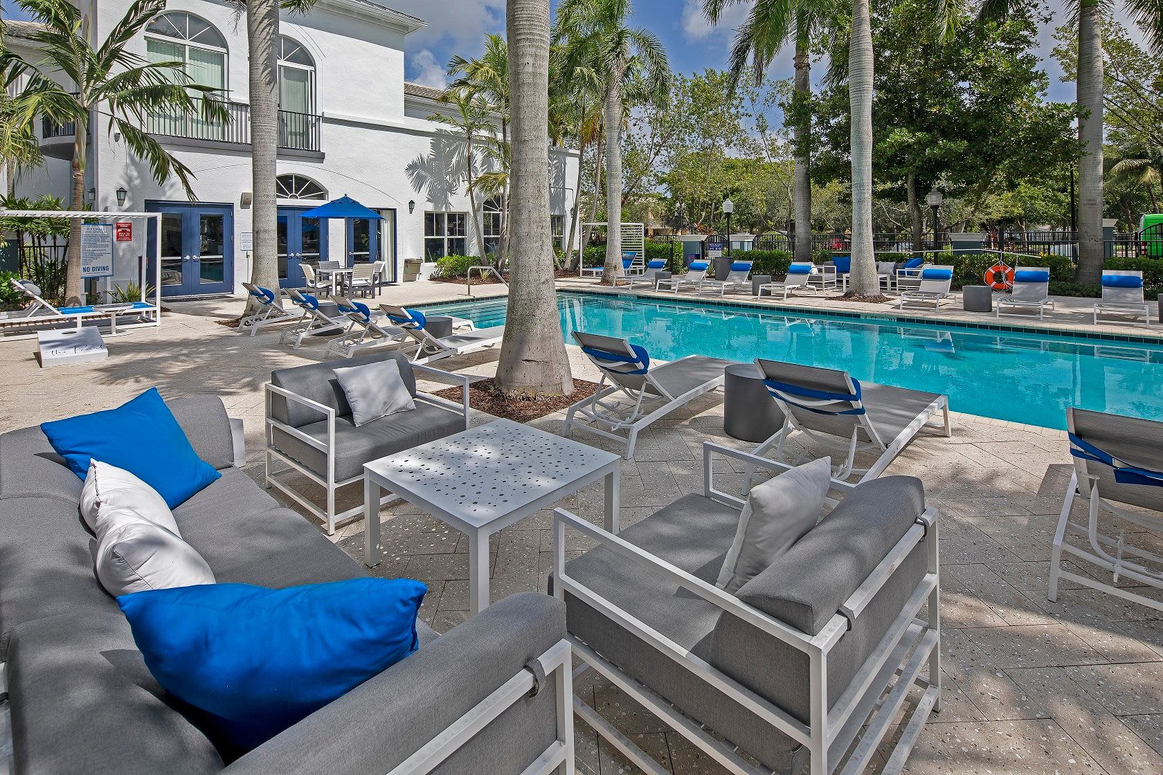 Refreshing pool with tons of seating around for friends at The Pearl in Ft Lauderdale, Florida