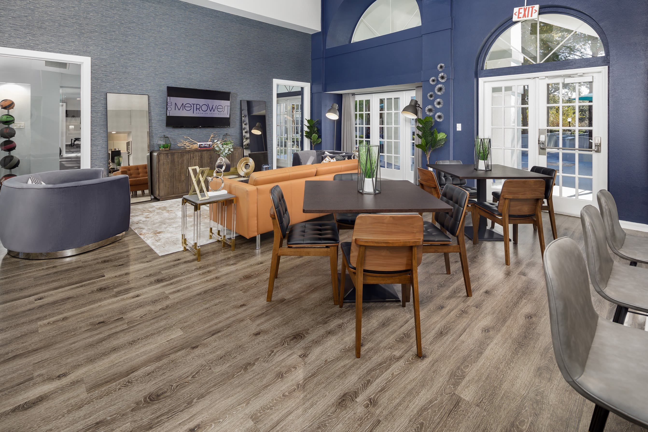 Clubhouse lounge at 1801 MetroWest in Orlando, Florida