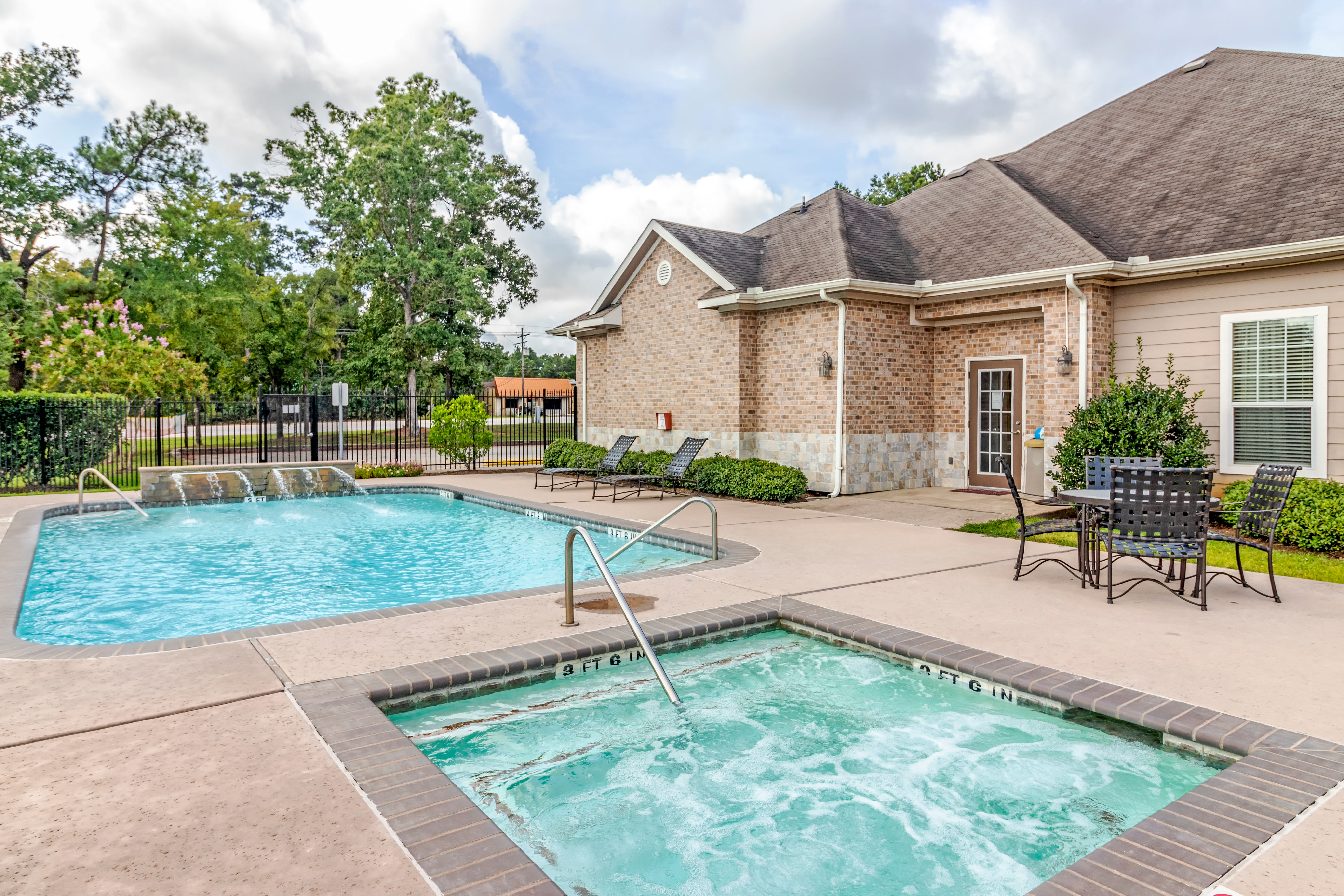 A swimming pool for summer days at Woodside Manor in Conroe, Texas