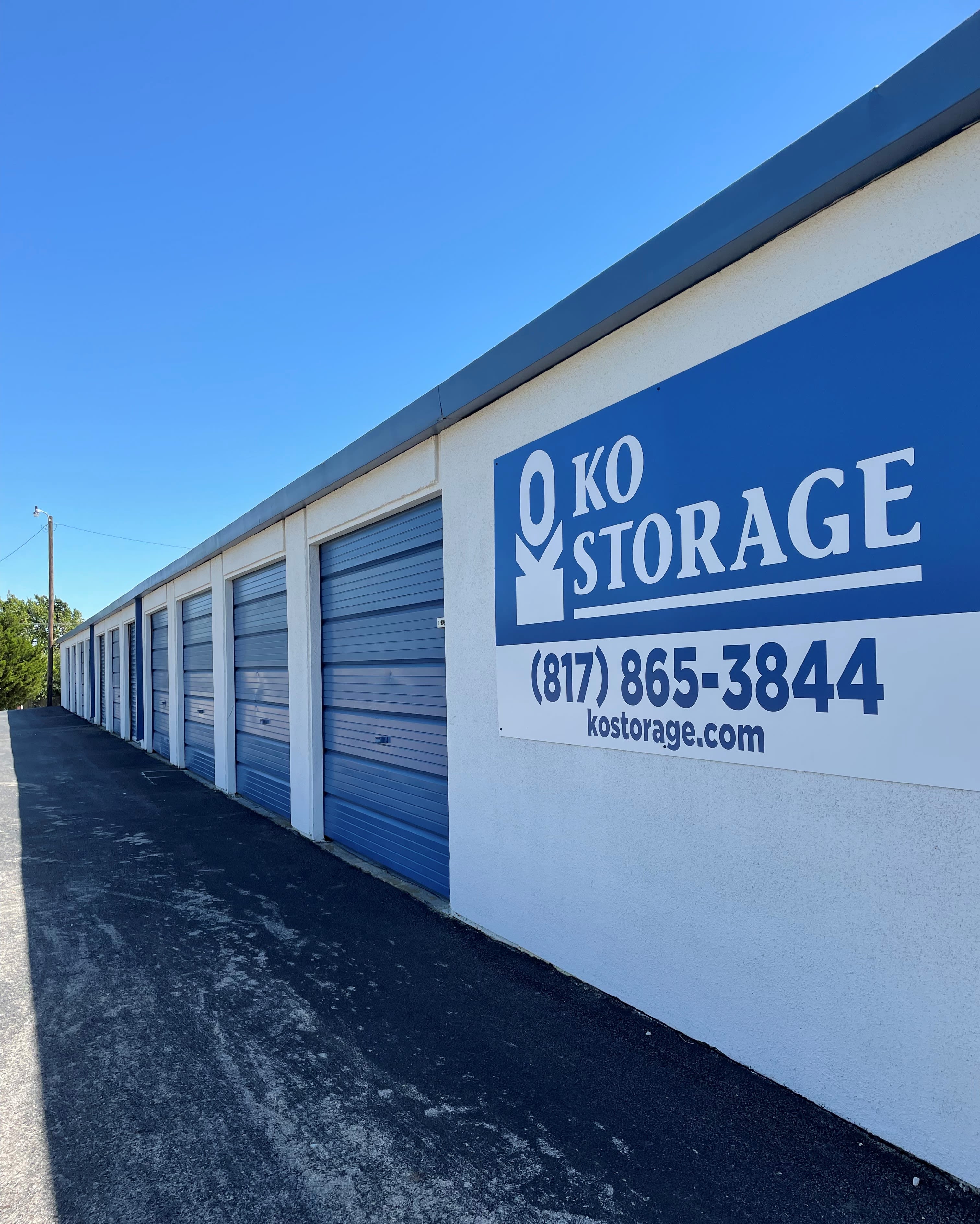 Features at KO Storage of Weatherford - Santa Fe in Weatherford, Texas