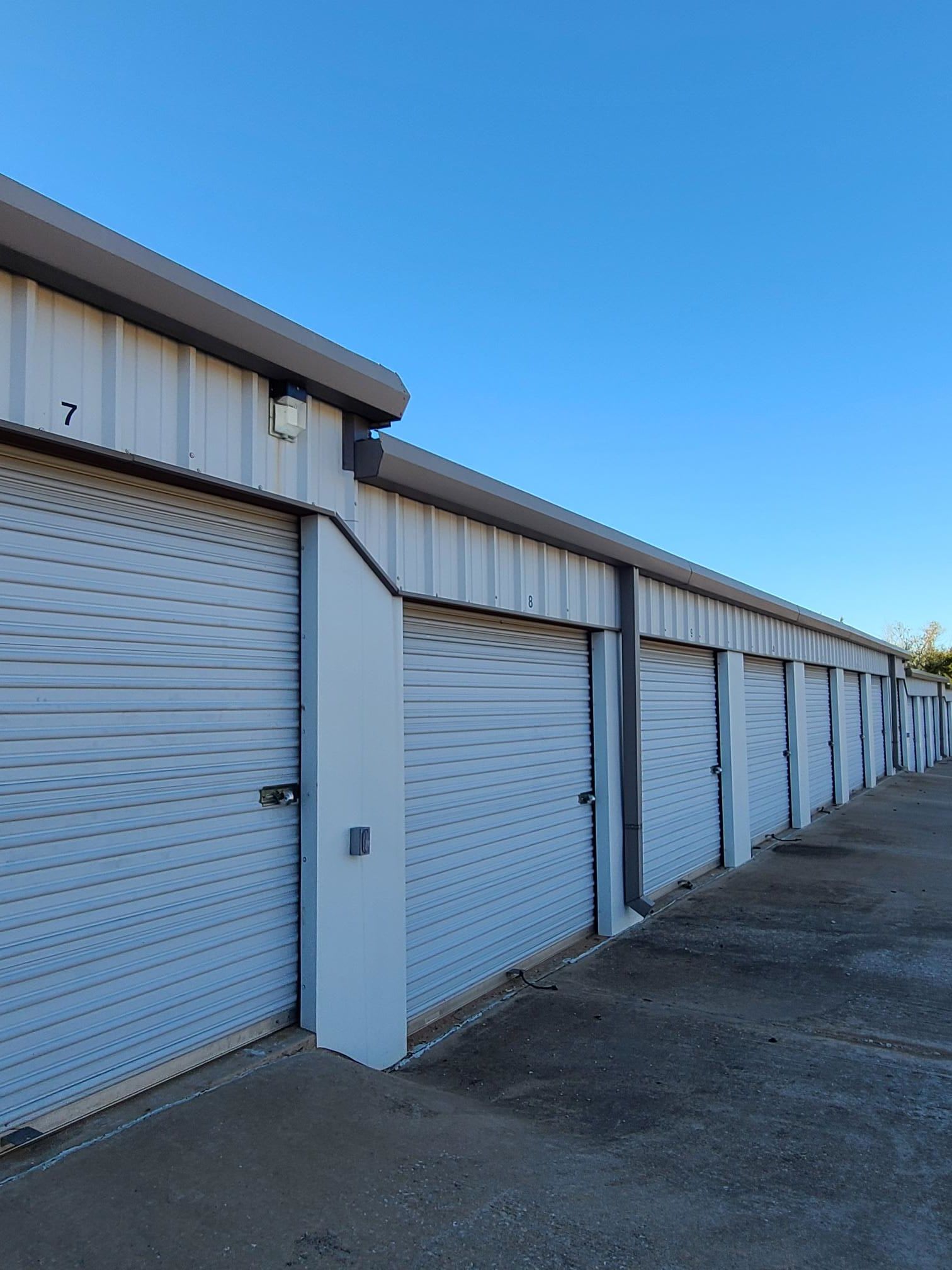 View our list of features at KO Storage in Harrah, Oklahoma
