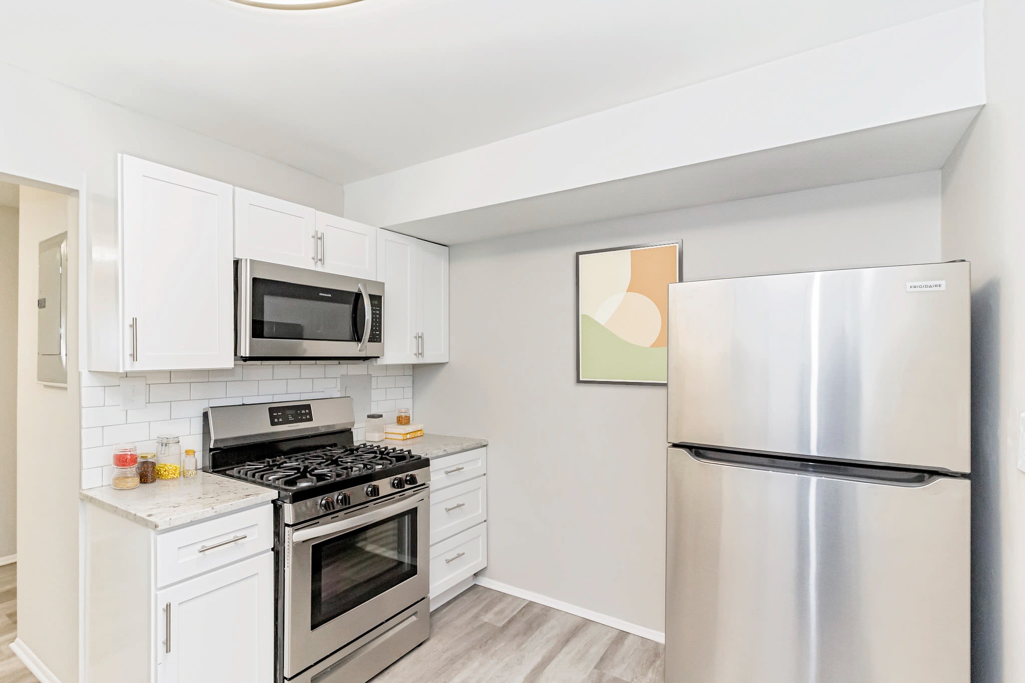 Kitchen with hardwood floors at Eagle Rock Apartments at Towson in Towson, Maryland