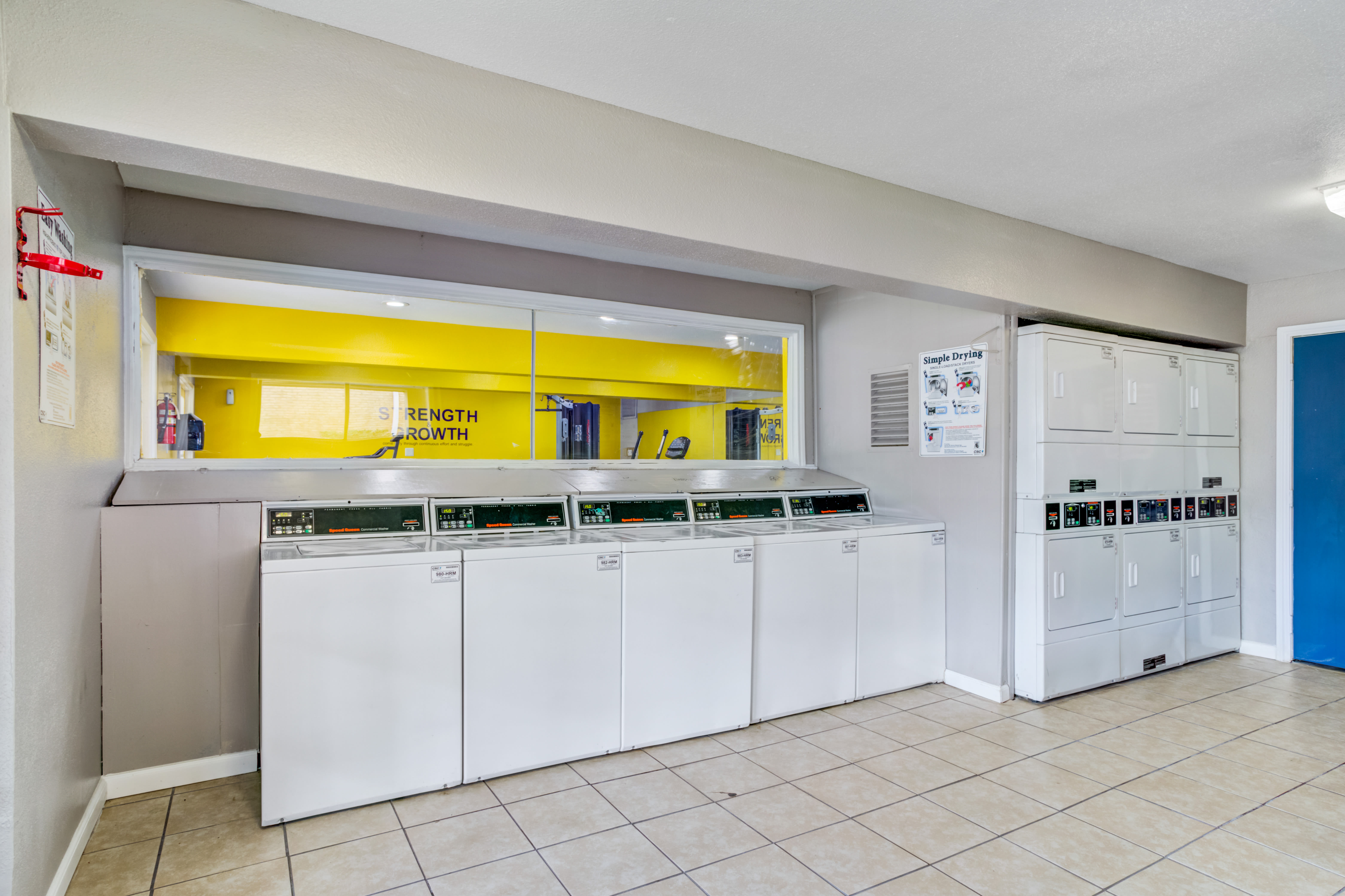 Laundry room in Houston, Texas