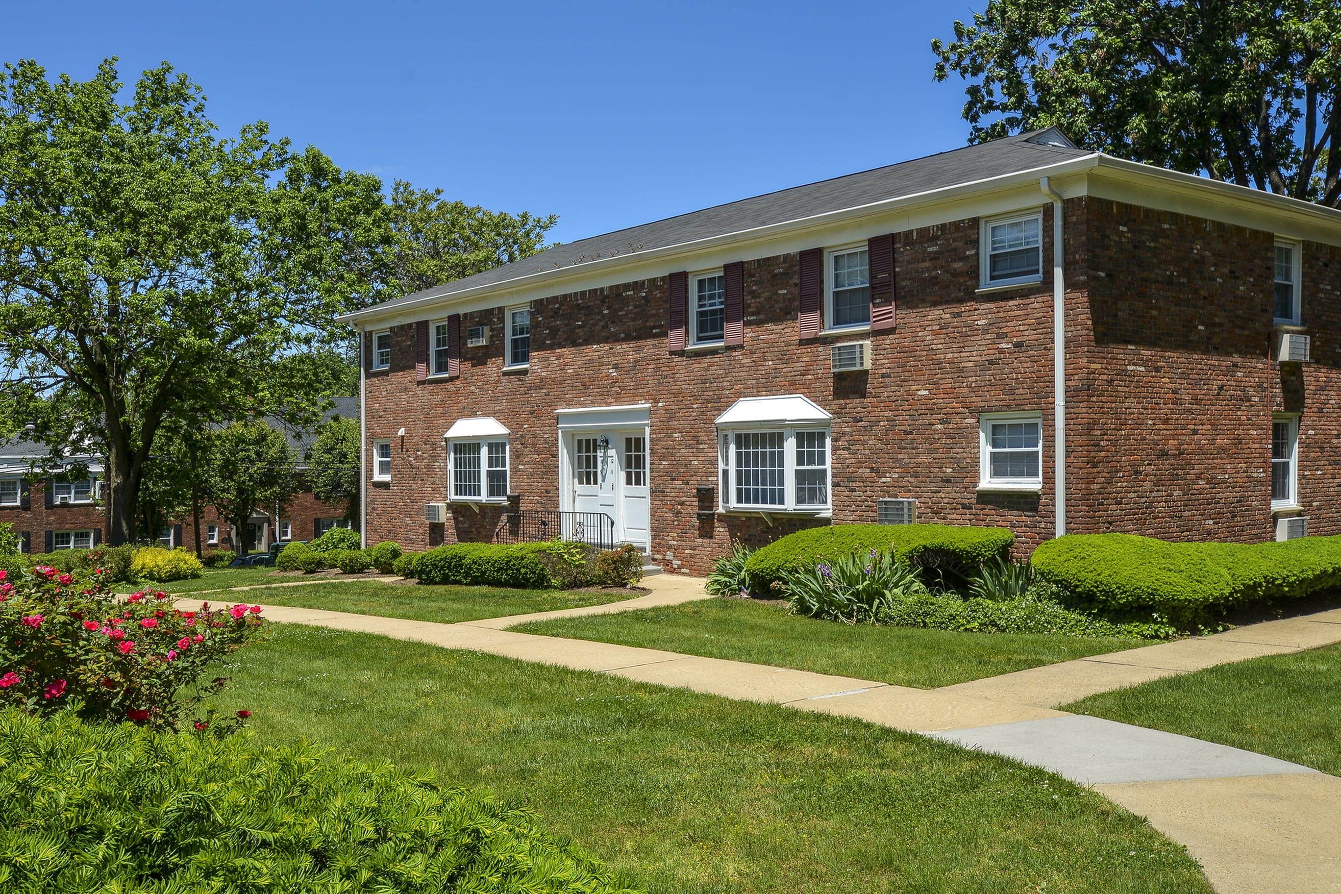 Exterior view of the apartments at Parc at Summit in Summit, New Jersey