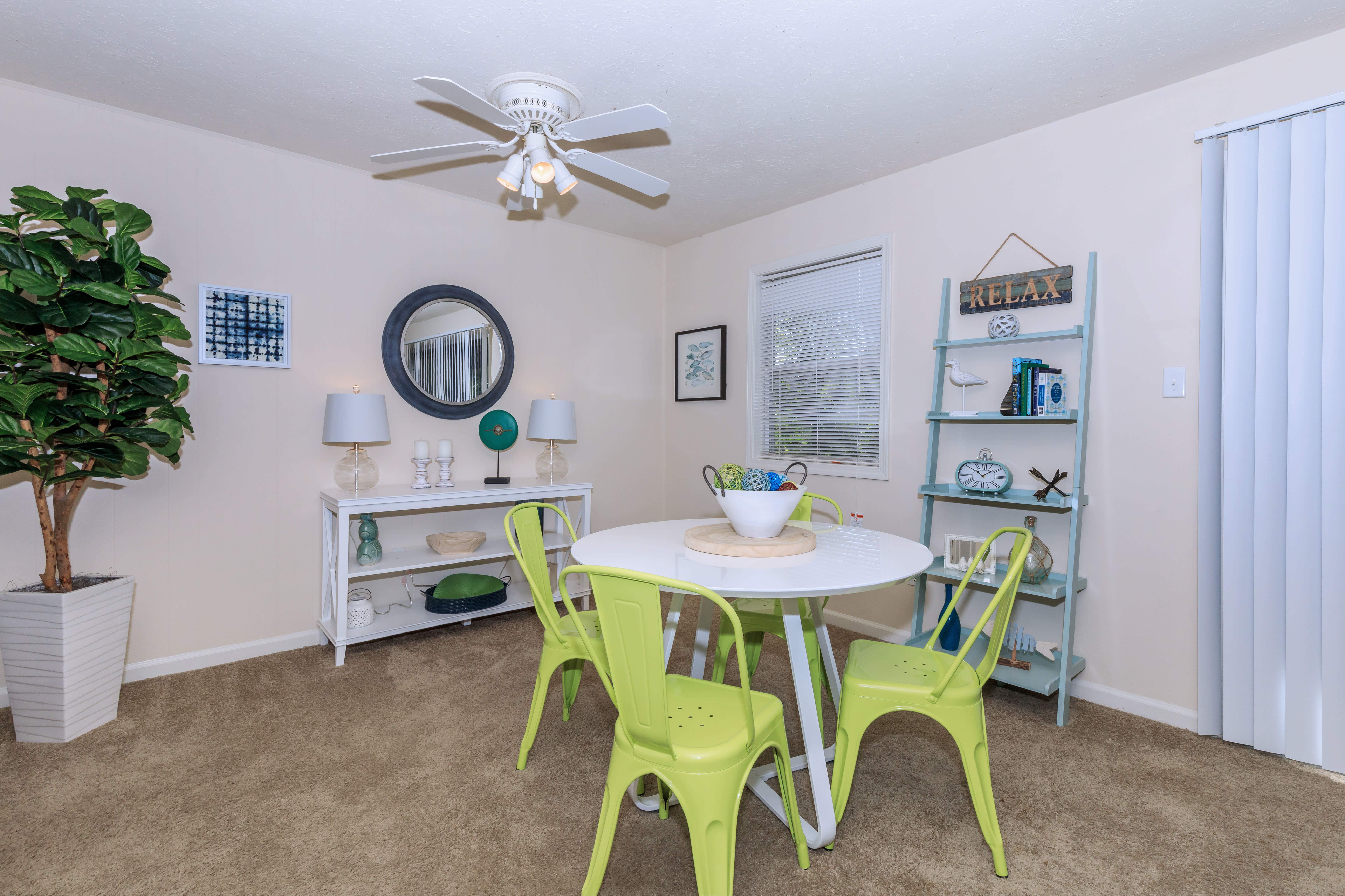 Take a virtual tour of a 2 bedroom, 1 bath floor plan at The Boardwalk at Westlake in Indianapolis, Indiana