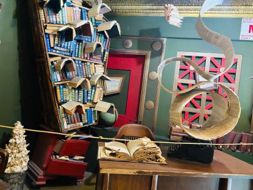 The Last Bookstore (Los Angeles, CA)