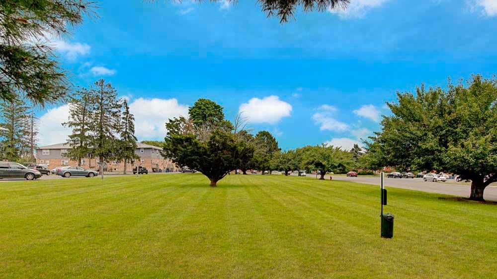 Photos of Evergreen Village Apartments in Alpha, NJ