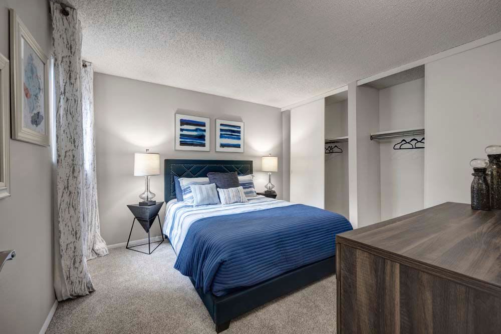 Cozy apartments with a bedroom at Arvada, Colorado