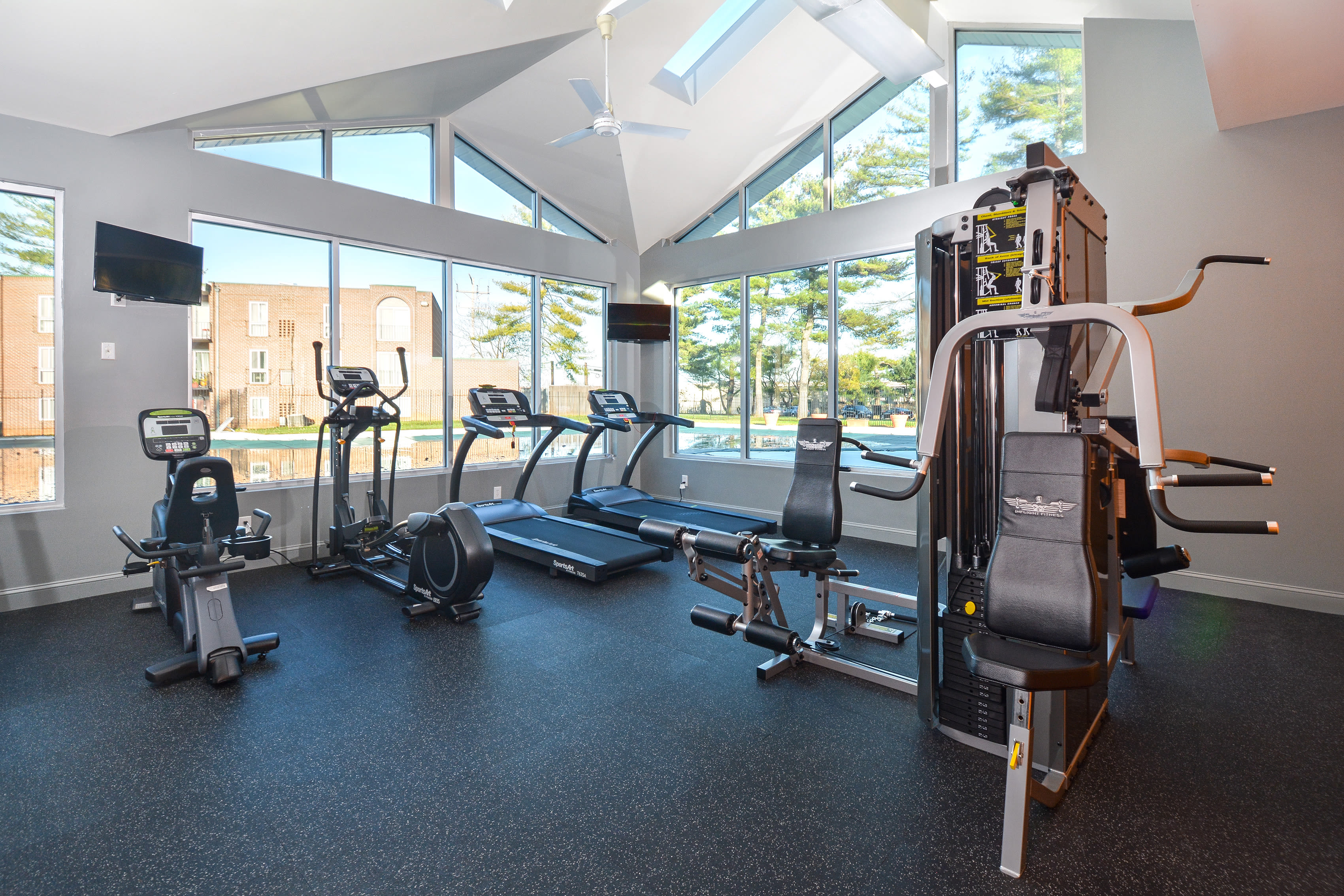 fitness center at Metro Pointe, Baltimore, Maryland