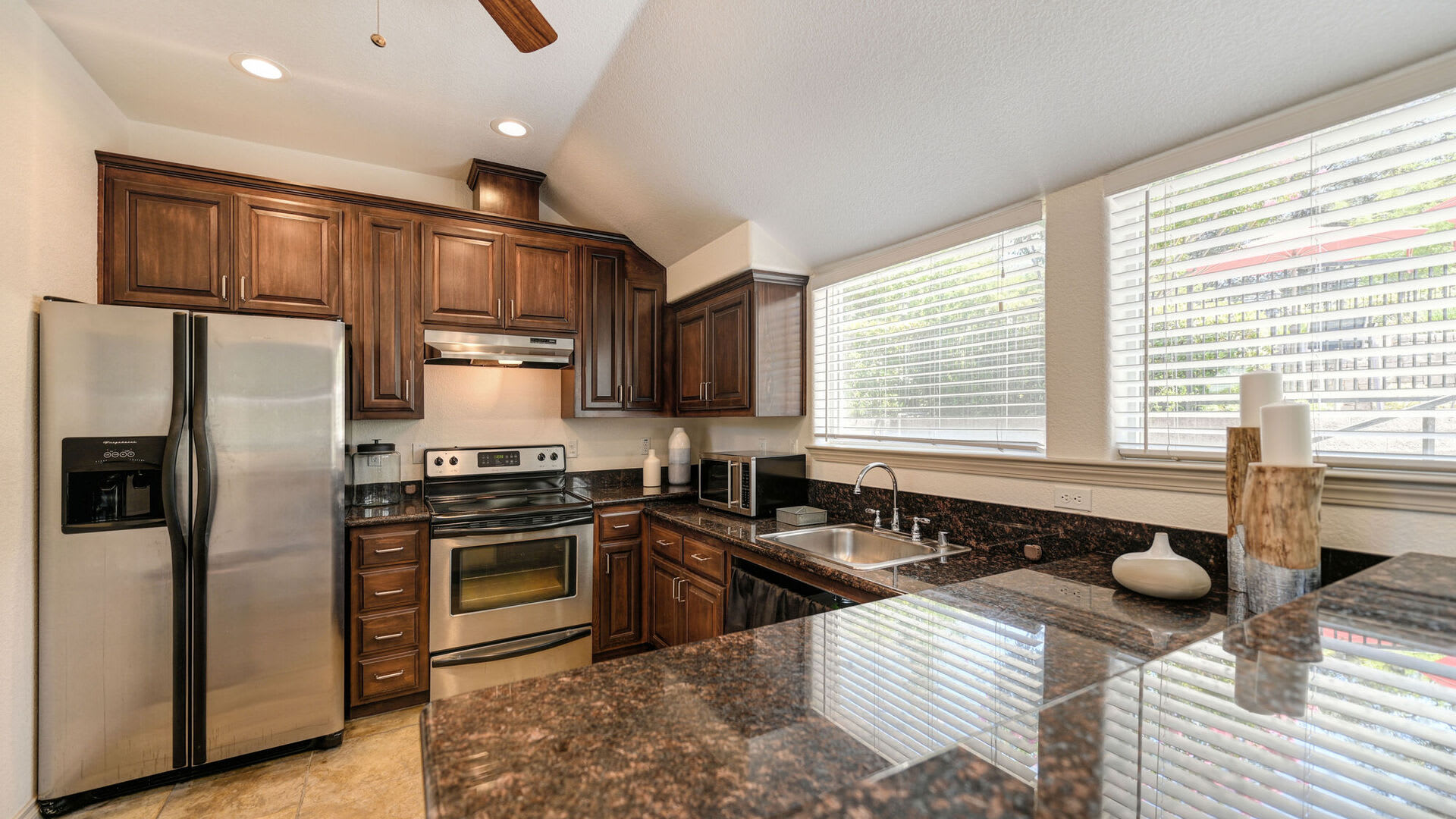 Clubhouse kitchen at Lake Pointe Apartments in Folsom, California