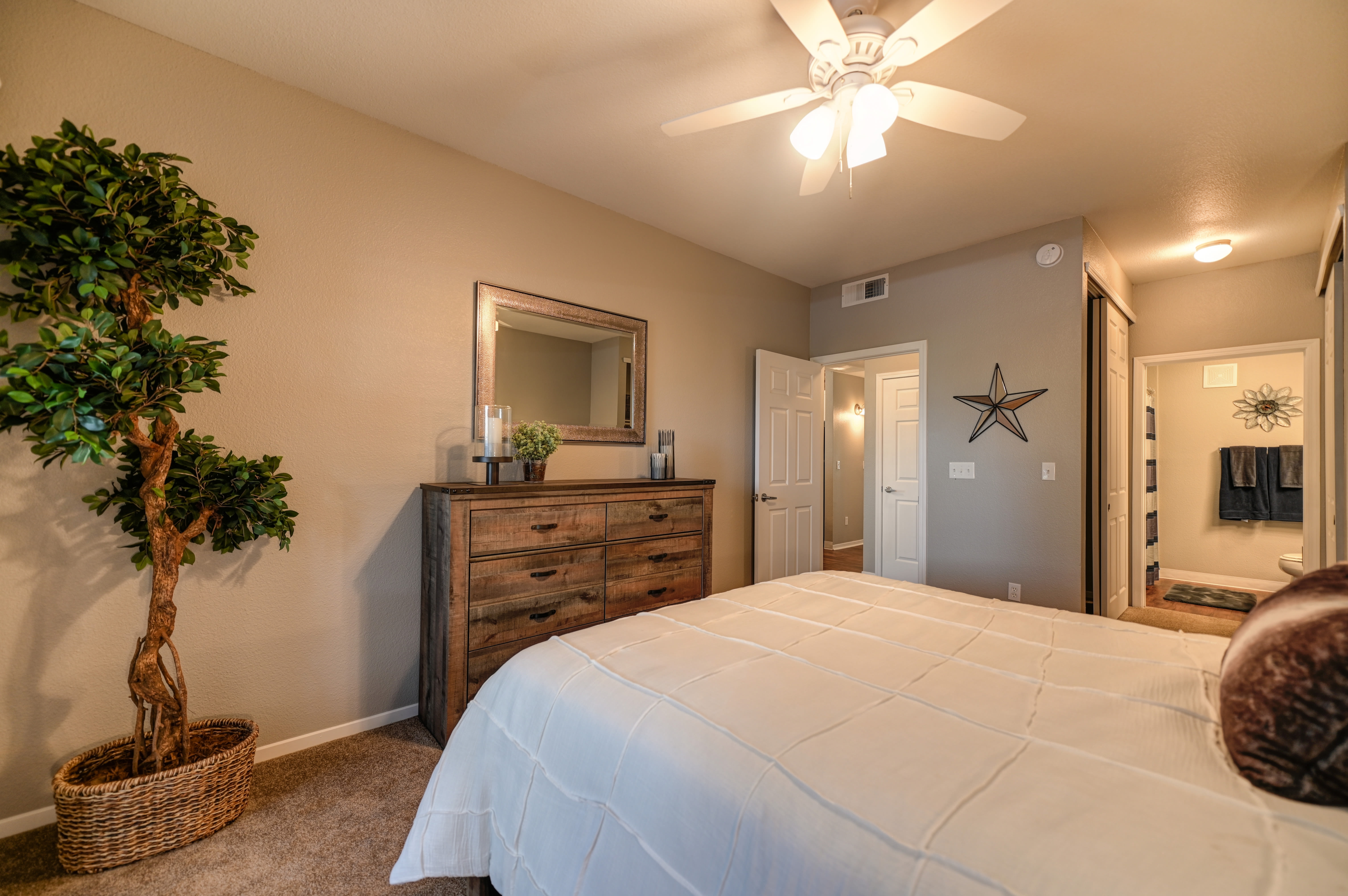 Master bedroom at Rocklin Ranch Apartments in Rocklin, California