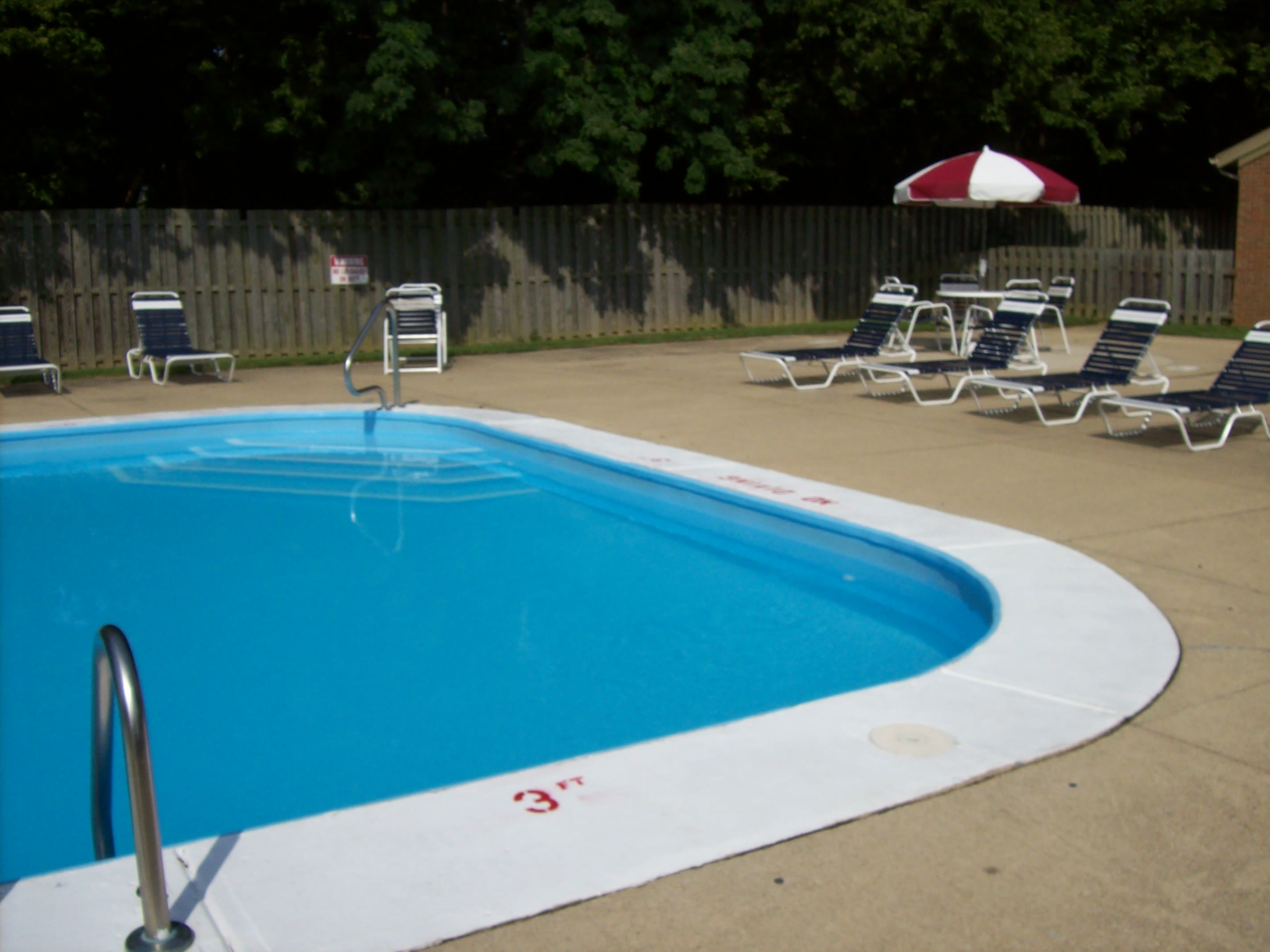View of the pool at North River Place in Chillicothe, Ohio