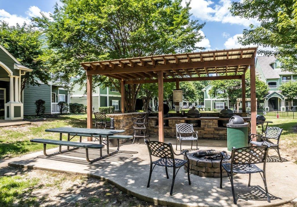 bbq area at Camellia Trace in Jackson, Tennessee