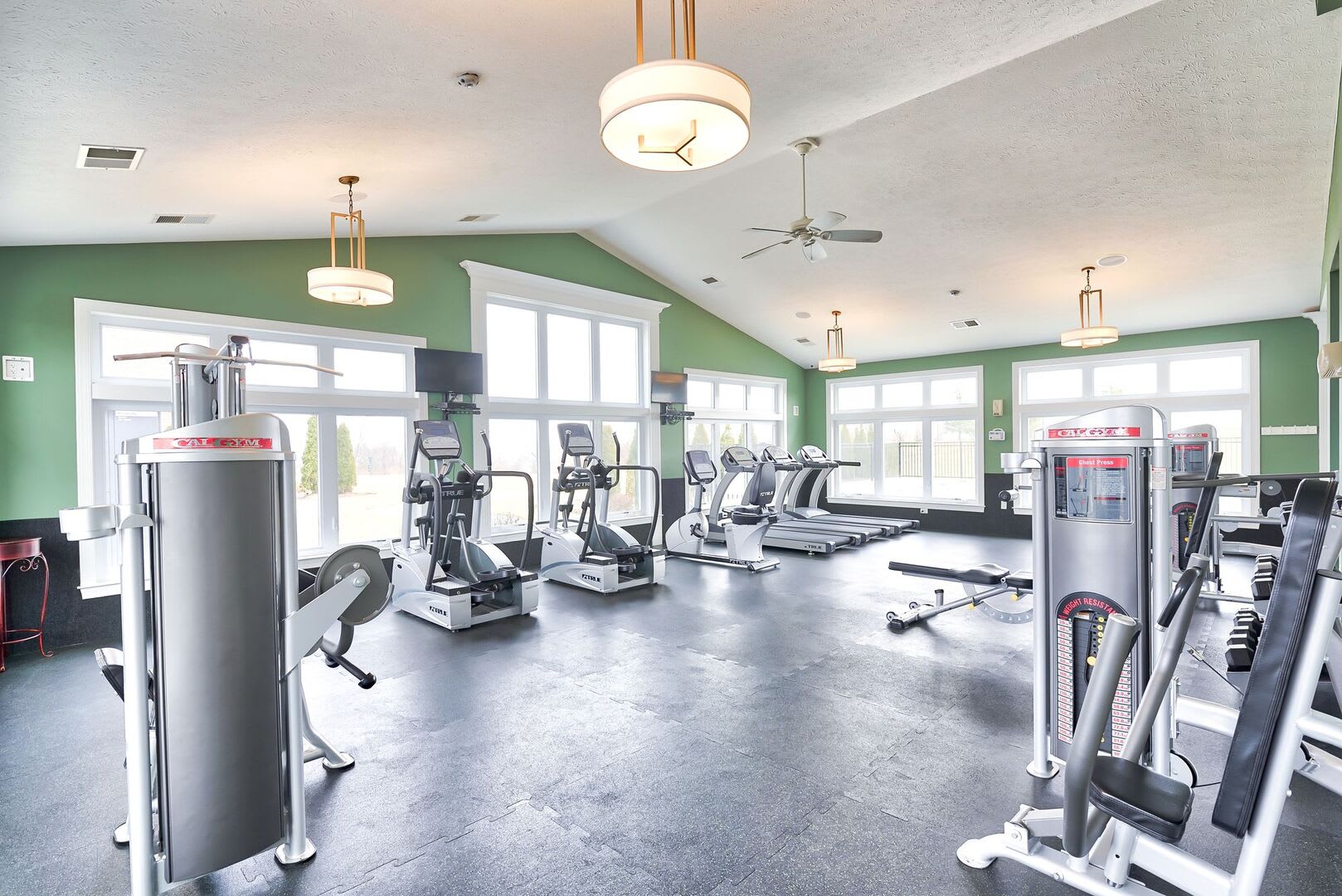 on-site fitness center at Kennedy Hybrids in McKees Rocks, Pennsylvania