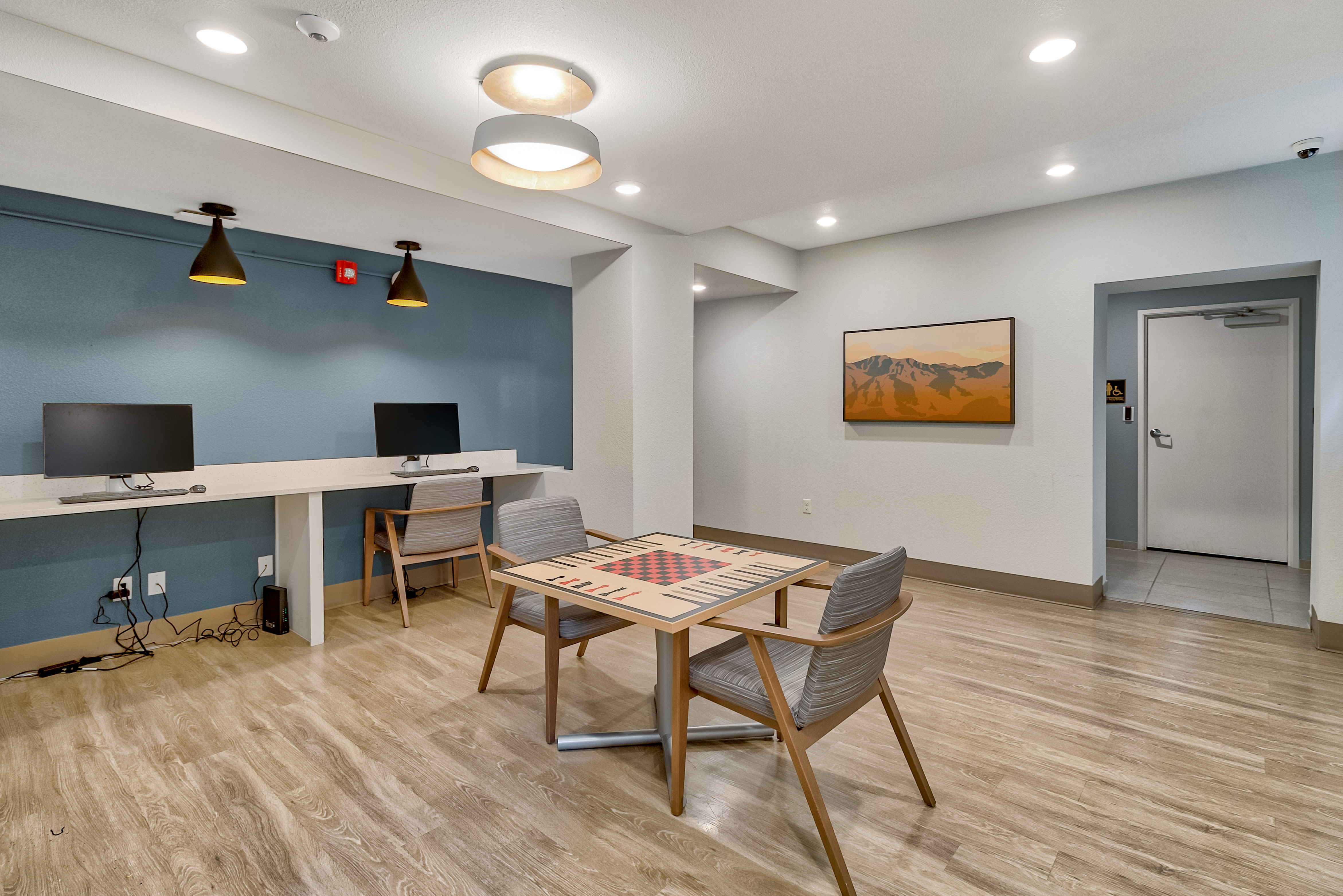 Drehmoor Apartments offers a wide variety of amenities in Denver, Colorado