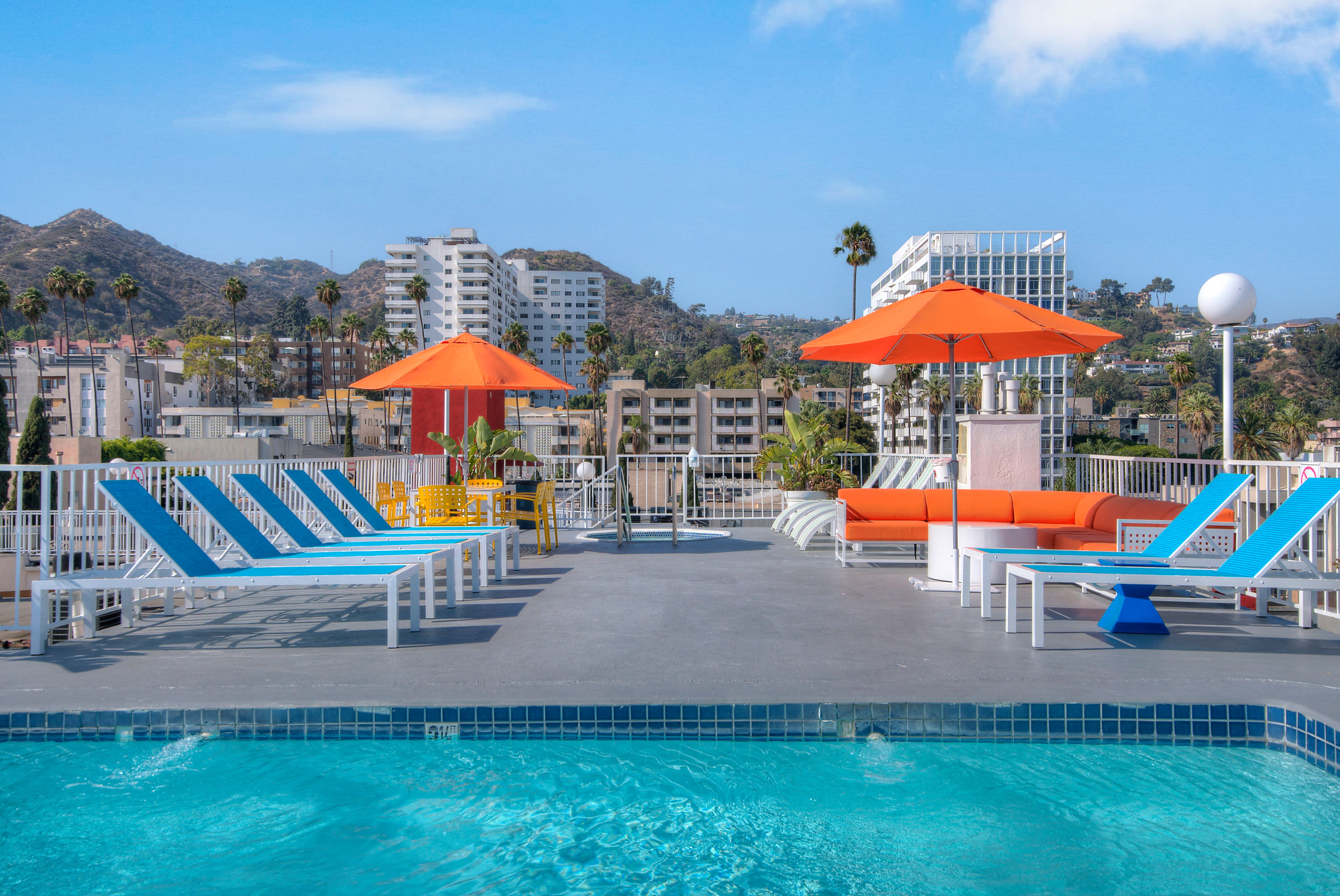 Swimming pool at The Jessica Apartments in Los Angeles, California