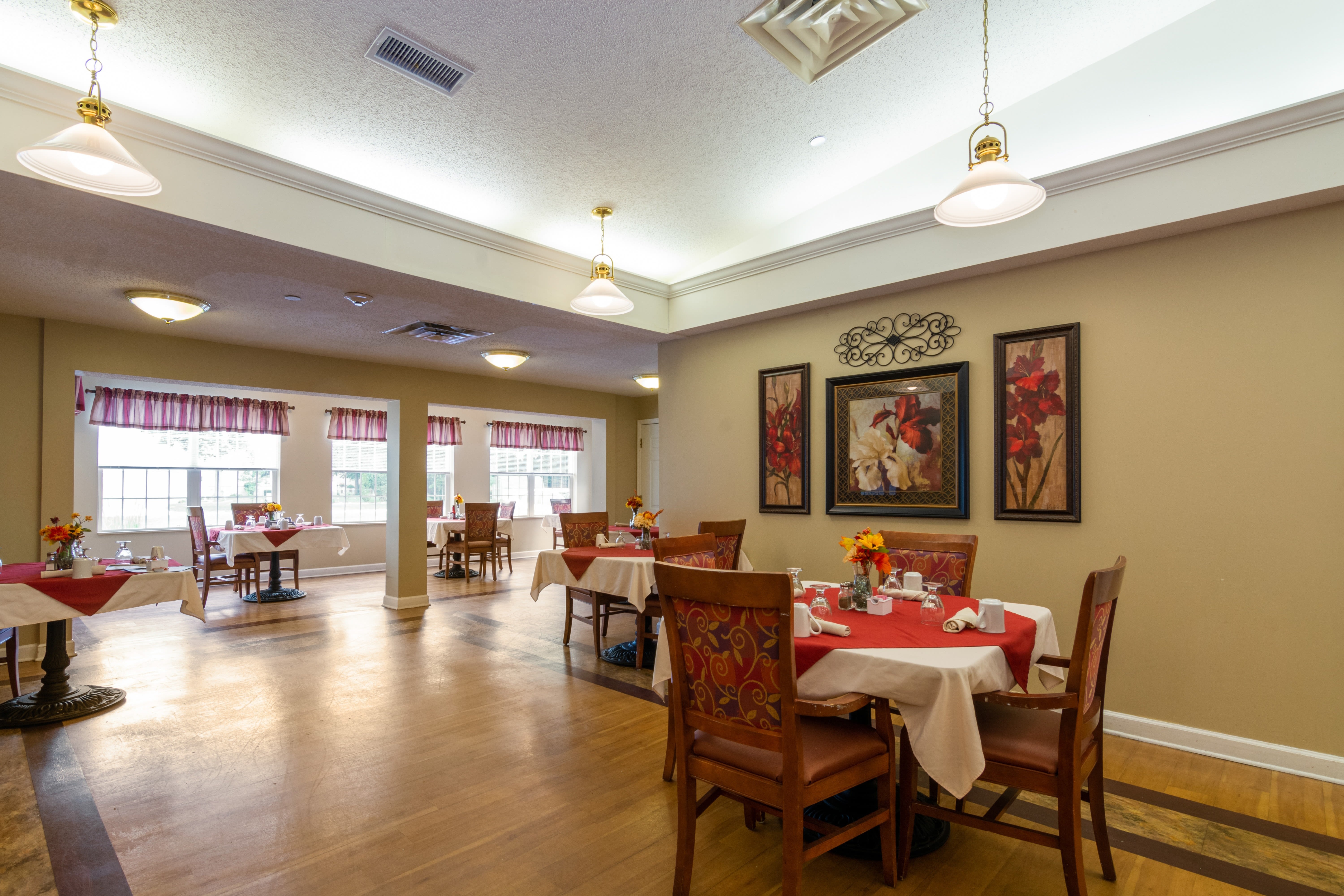 Resident dining area at Trustwell Living at Kingsbury Place in Defiance, Ohio