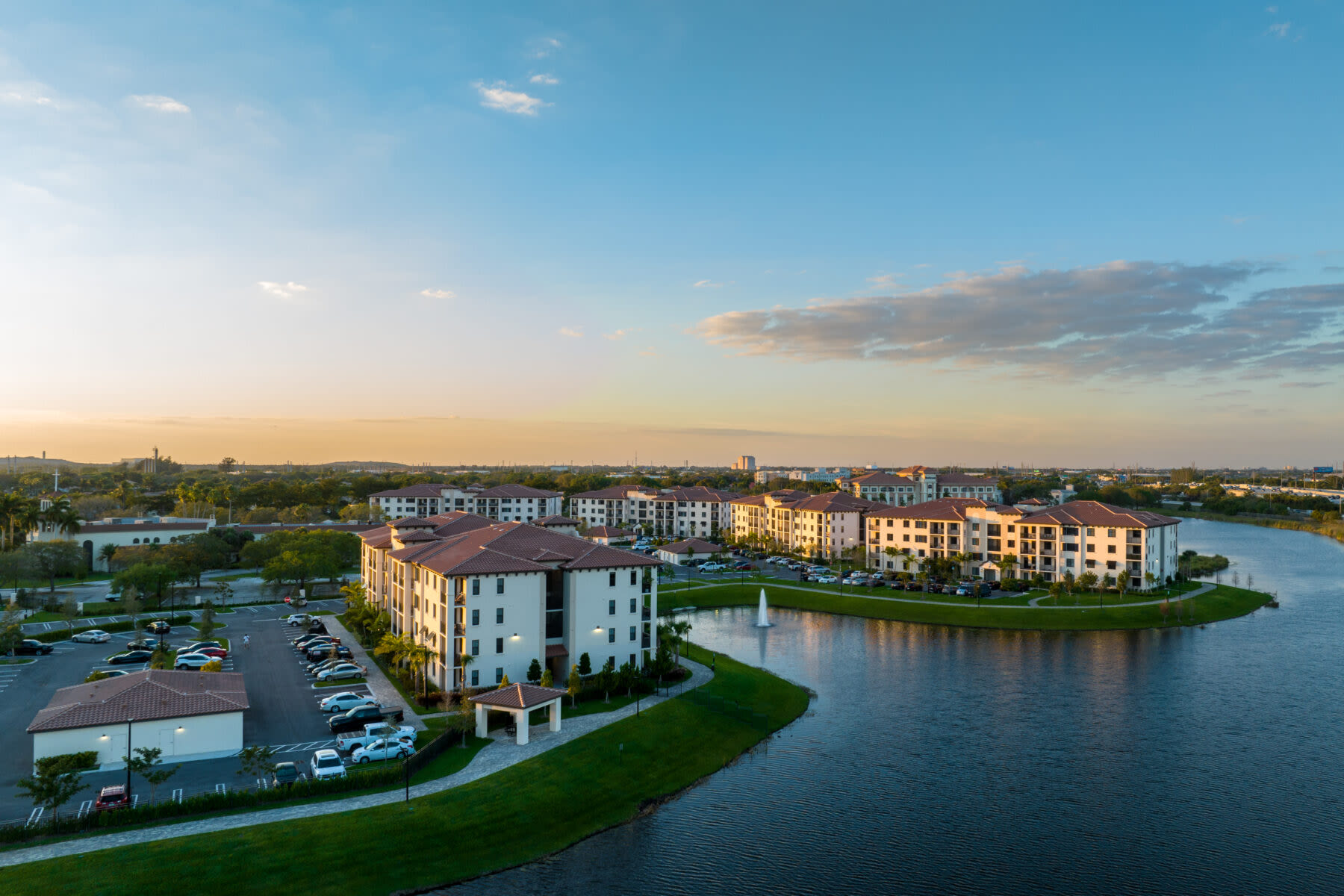 sunset view of the apartments at Locklyn West Palm in West Palm Beach, Florida