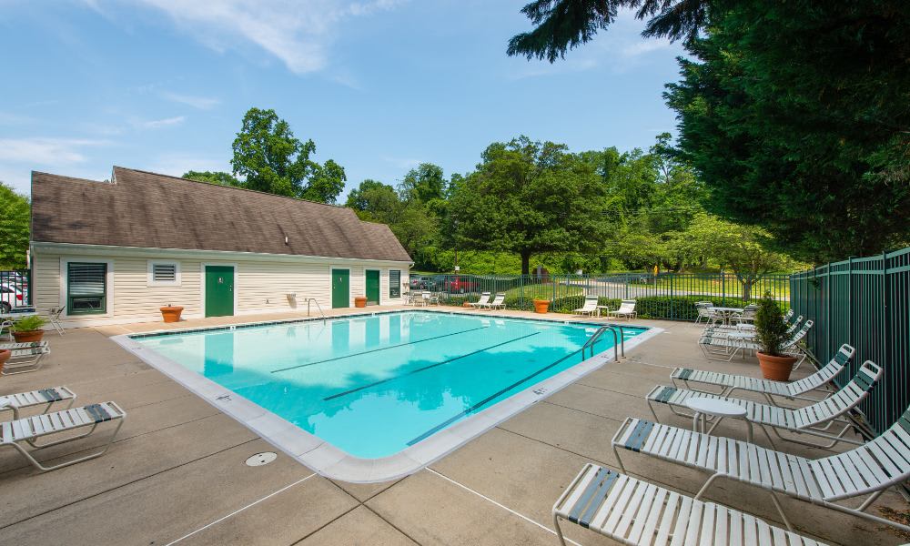 Refreshing swimming pool at Pooks Hill Tower and Court in Bethesda