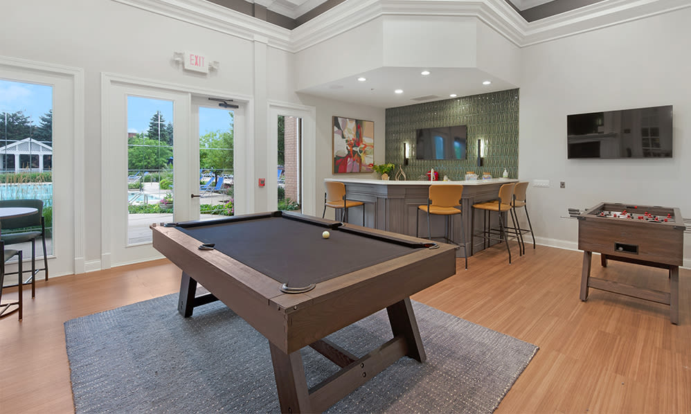 Billiard table at Windsor Lakes Apartment Homes in Woodridge, Illinois