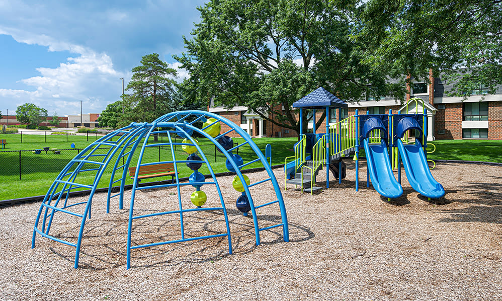 Playground at Windsor Lakes Apartment Homes in Woodridge, Illinois