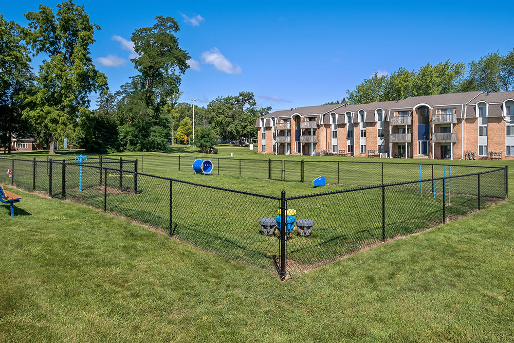 Photos of Arbors of Battle Creek Apartments & Townhomes in Battle Creek, MI