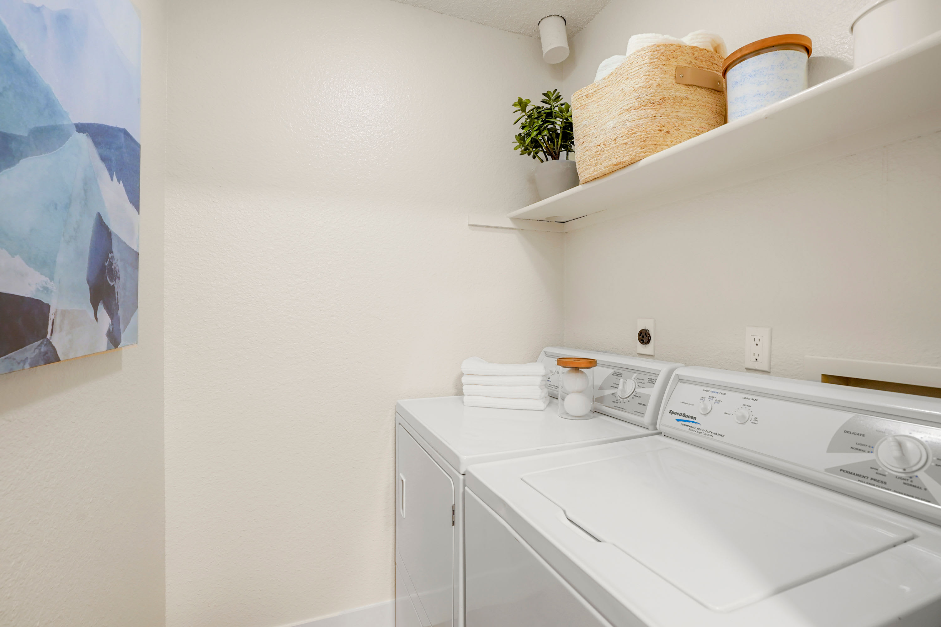 Washer and dryer in your home for easy laundry at Sofi Belmar in Lakewood, Colorado