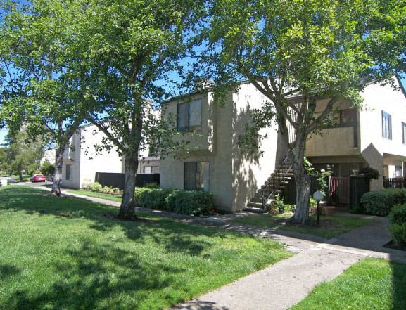 Apartment exterior at Quailwood Apartments in Stockton, California