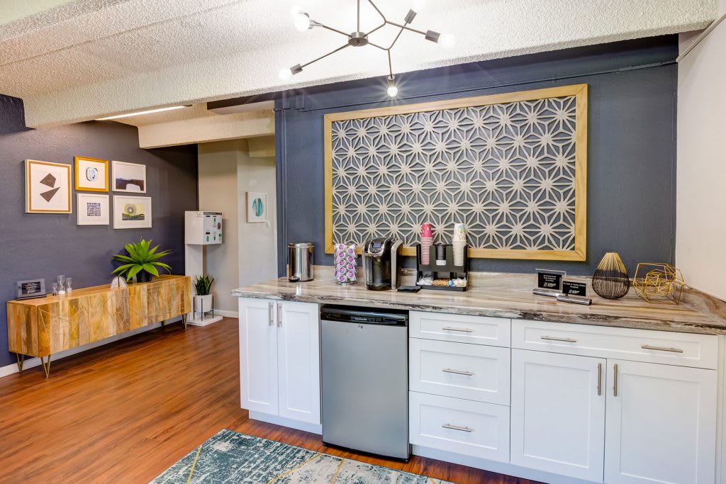 Modern Kitchen with granite countertop at Monaco South in Denver, Colorado