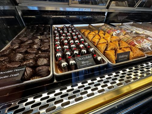 Keeping It Classic With Old Tyme Pastries	
